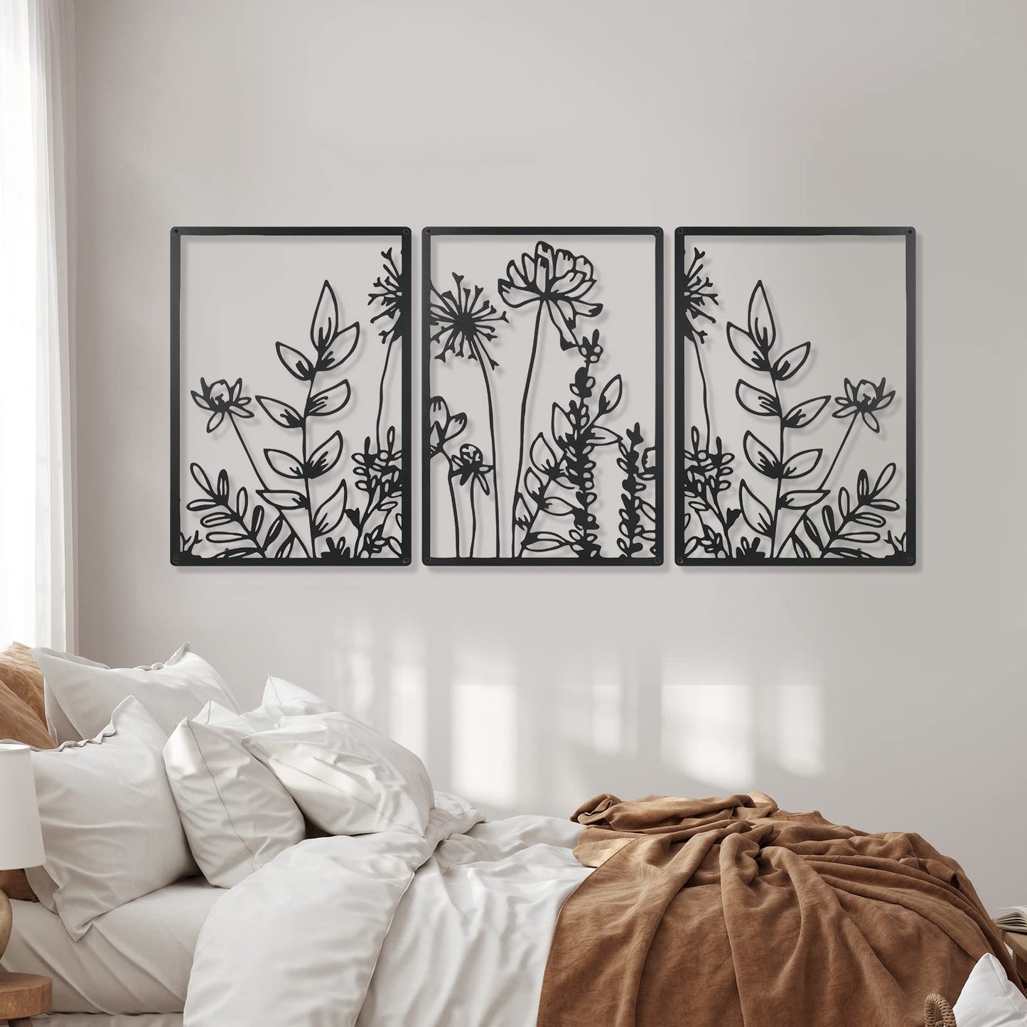 Therwen 3 Pcs Black Metal Wall Art Minimalist Wall Decor for Bedroom Flowers Decor Hanging Flower Bathroom Art Flower Line Sculpture Kitchen Decoration 16.5 x 9.8 Inch(Cute Style)