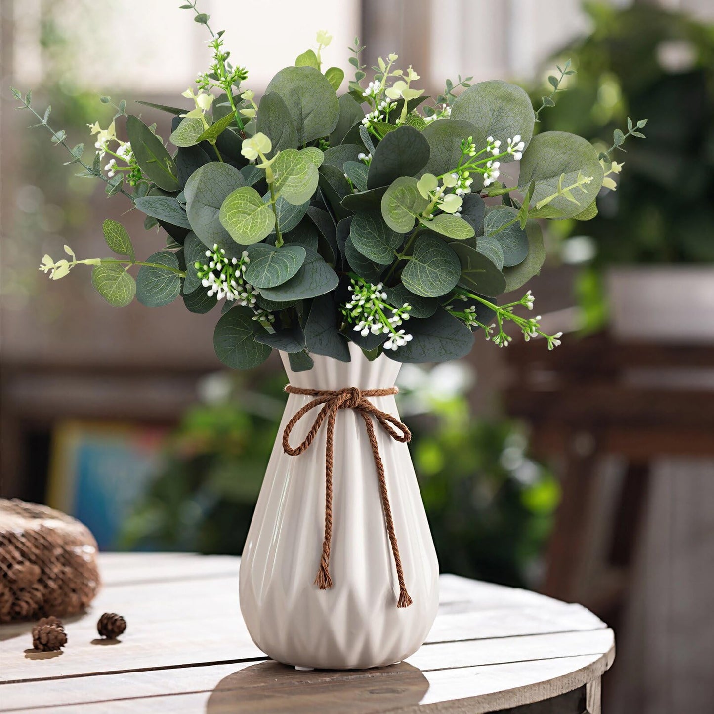 FENYUAN Eucalyptus Stems Bulk 30 Pcs, 4 Kinds Mixed Artificial Silver Dollar Eucalyptus Leaves Bundle Faux Greenery Branches for Wedding Vase Bouquet Floral Arrangement Centerpiece Home Decor