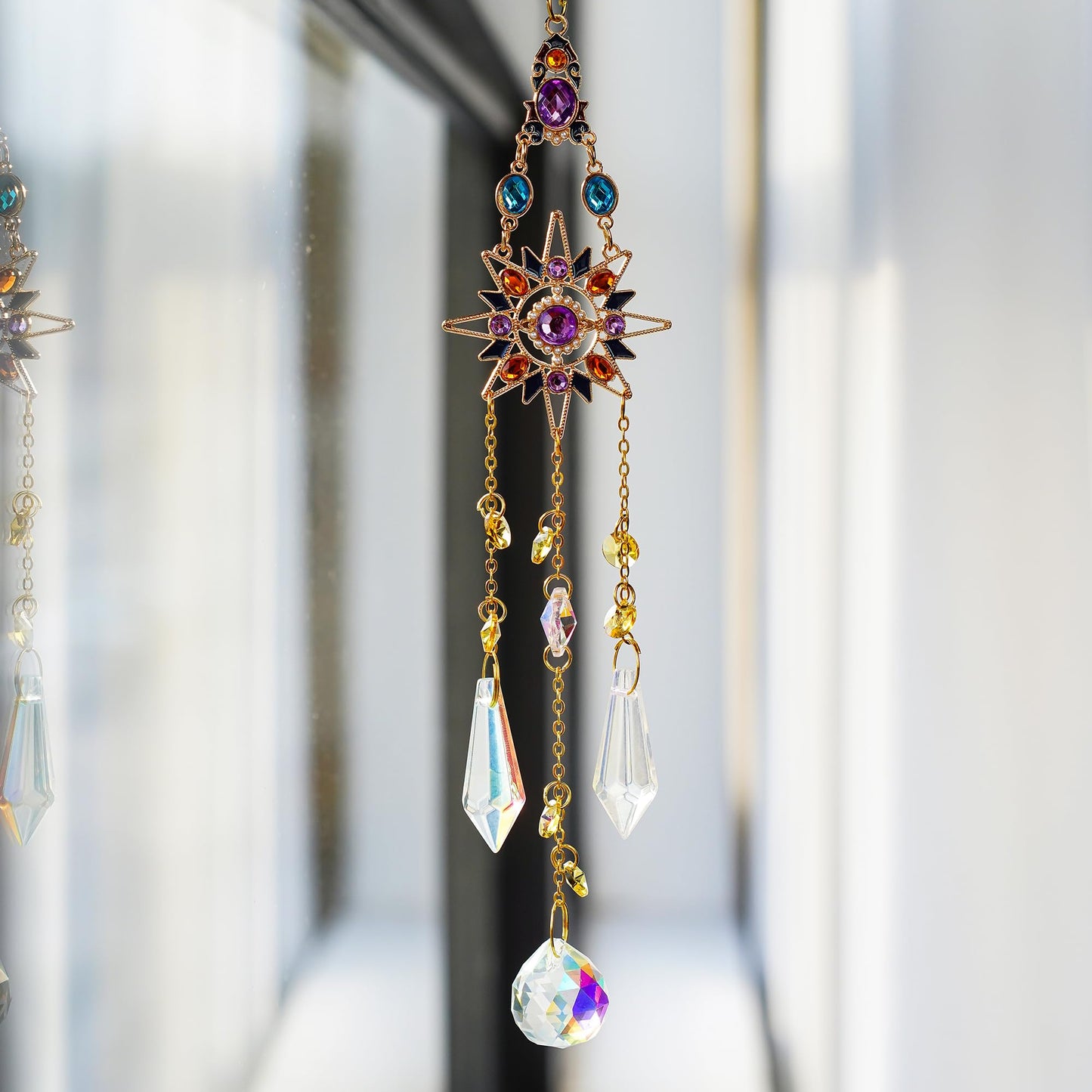 Hanging Sun Catchers with Crystals, Glass Icicle Prisms Rhinestones Suncatcher, Rainbow Maker Pendant Indoor Window Home Car Decor Gift