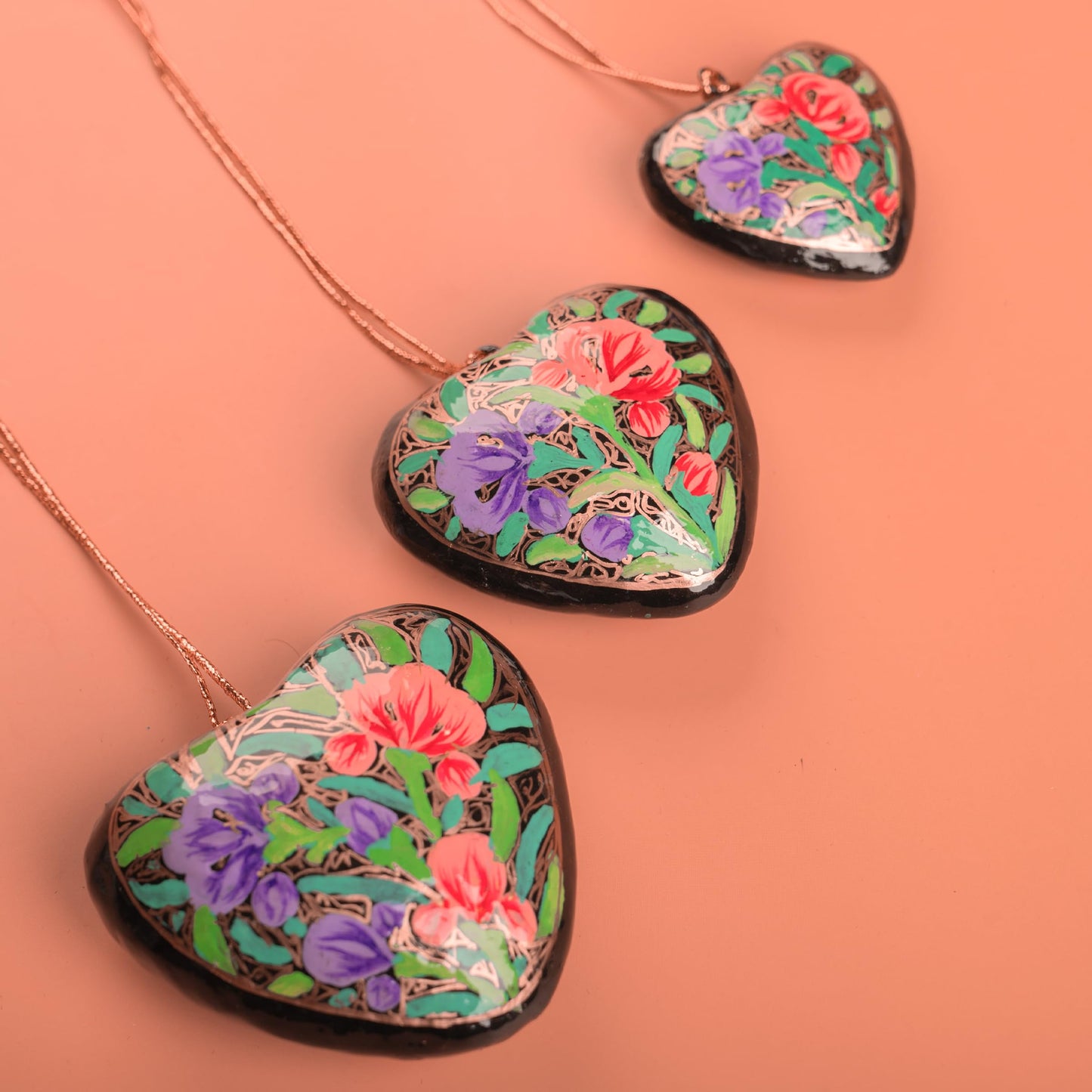 Christmas Hanging Handmade Paper Mache Decorative Xmas Tree Ornaments Décor with Hand Painted Floral Multicolour Design for Decoration and Gifting (Heart -Set of 3)
