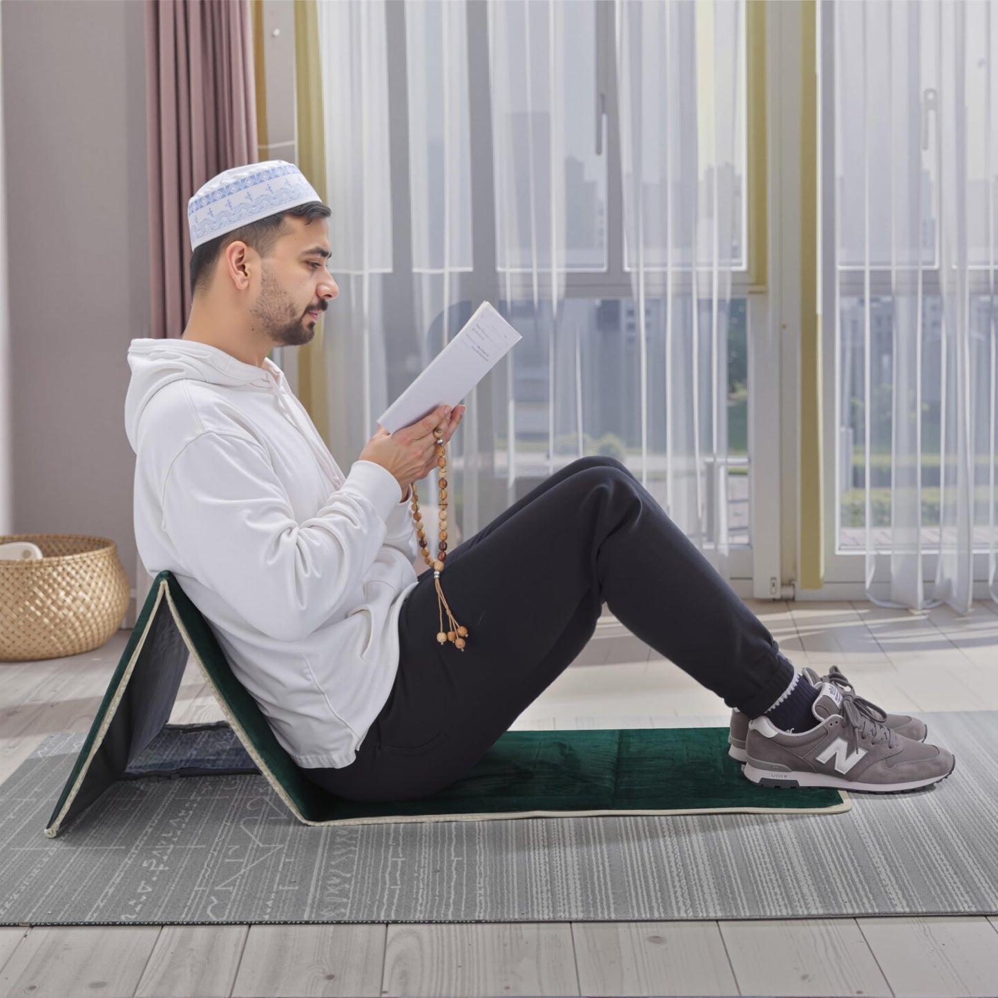 Foldable Muslim Prayer Mat with Back Rest Support, Thick Padded Islamic Prayer Rug, Travel Portable Carpet for Women Men, janamaz, Sajadah, Meditation Prayer Ramadan Eid Gift with Hat and 33 Beads