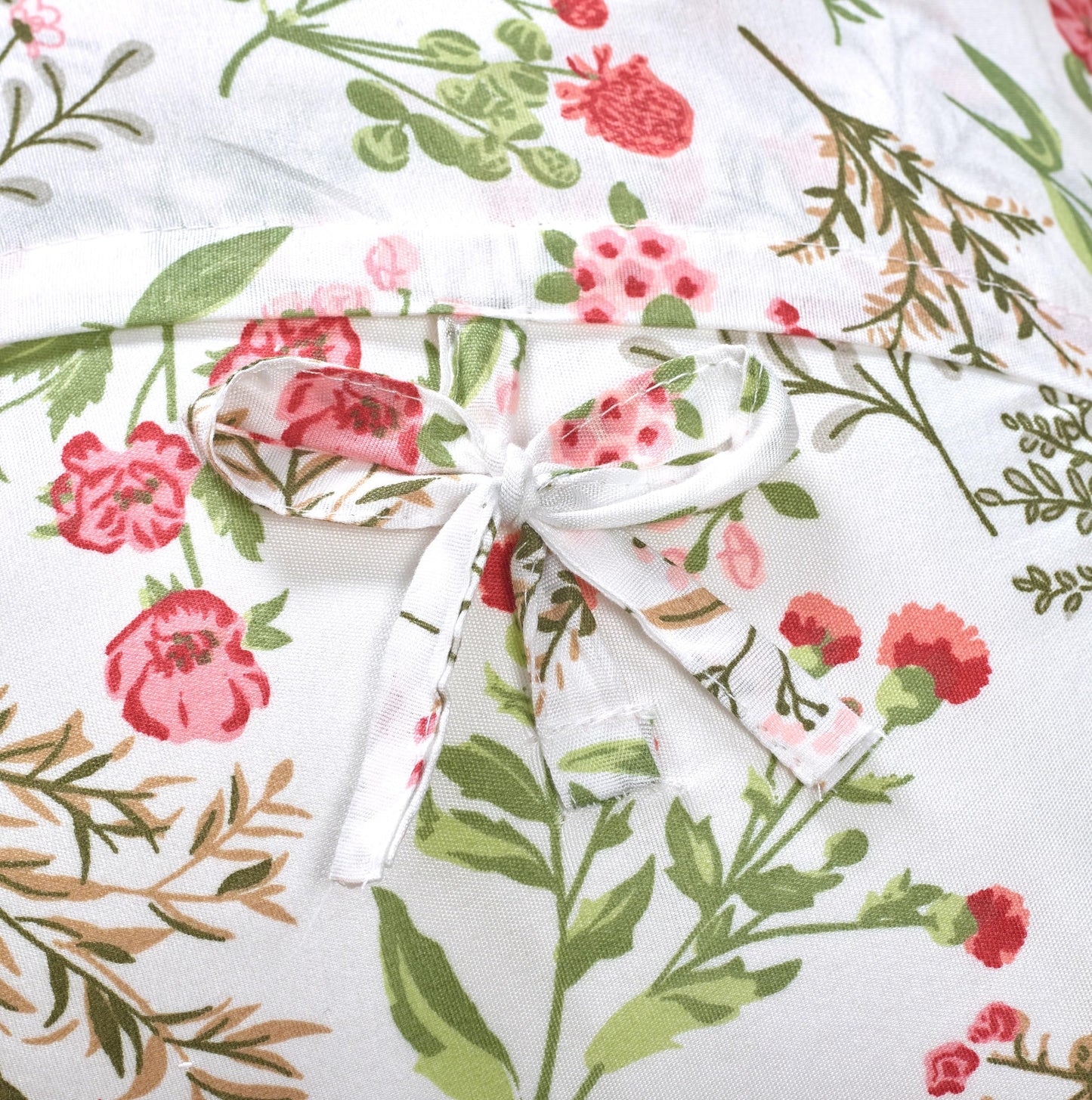 Brilliant Sunshine Peach and Olive Flowers Patchwork Ruffle Pillowshams, Quilted Decorative Pillow Covers Set, Square Throw Cushion Cases for Couch, Chair, Car, Bed, 18x18, Pack of 2, Peach Olive