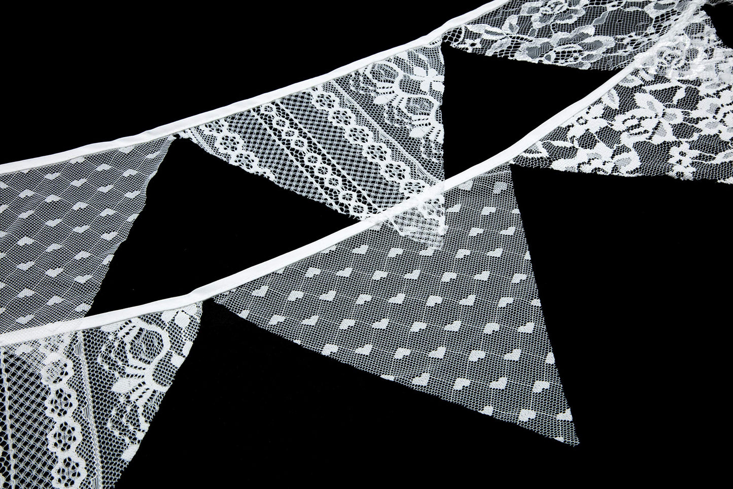 LOVENJOY White Floral Lace Pennant Banner, Fabric Triangle Lace Bunting Flag Garland - 10.8 Feet
