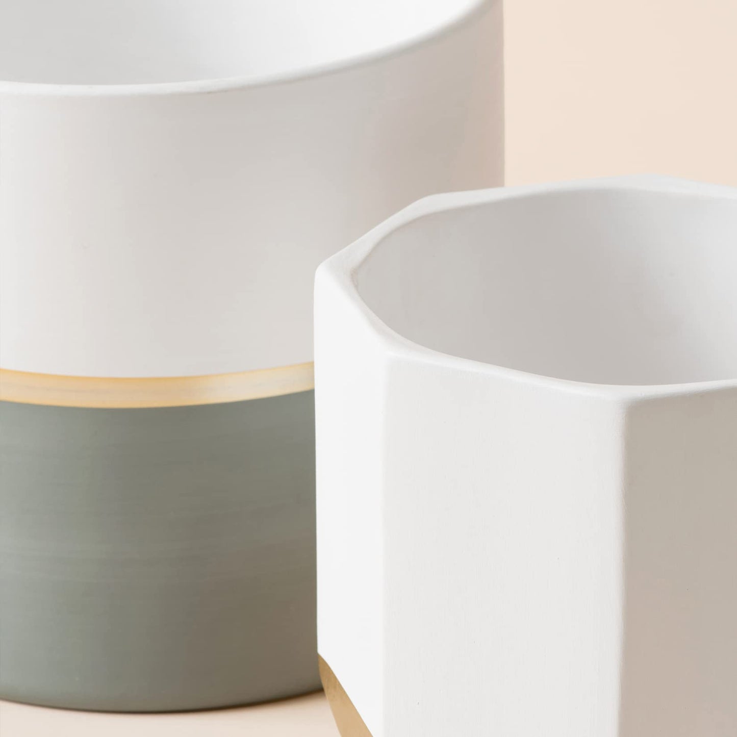 LA Jolie Muse White Ceramic Flower Pot Garden Planters 6.7 Inch Pack 2 Indoor Plant Containers with Gold and Grey Detailing