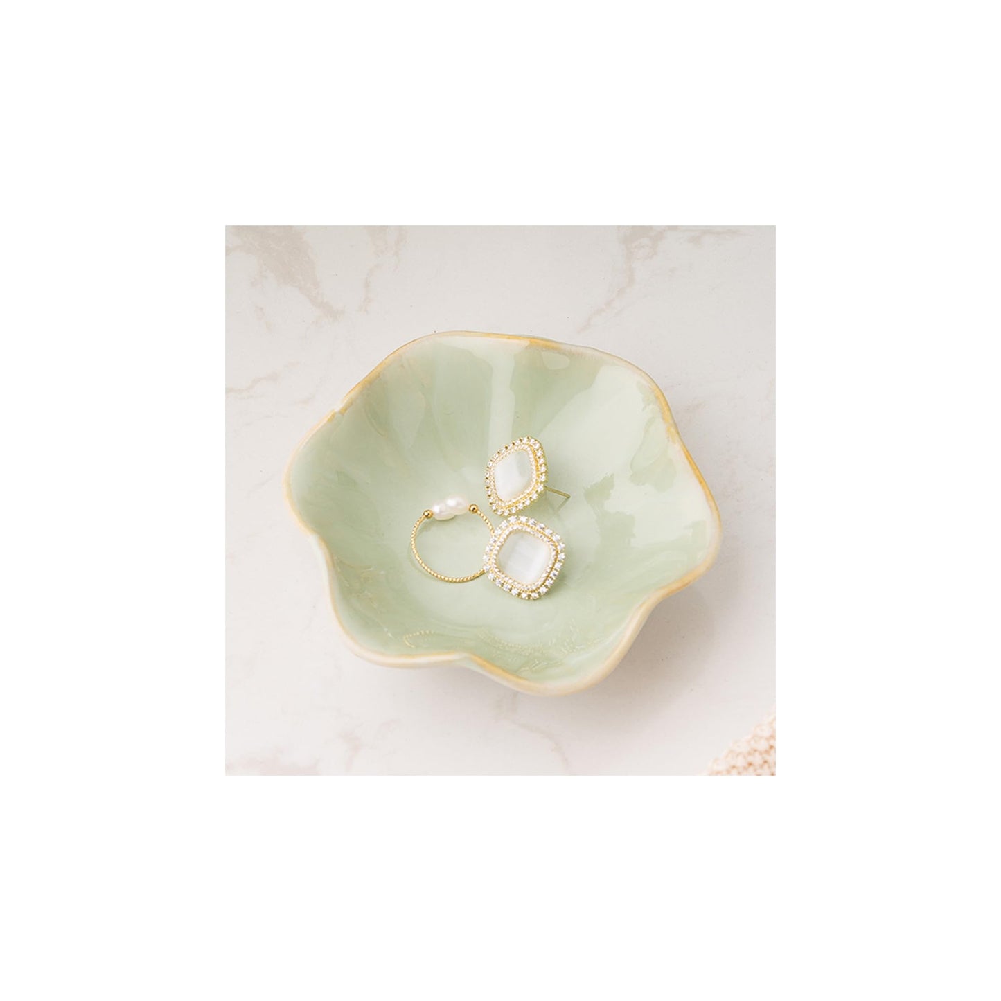 Mecaikru Ceramic Trinket Dish, Ring Tray, Decorative Jewelry Dish for Earrings Necklaces Watch Keys, for Women, White Green