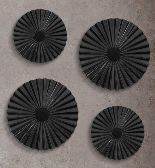 ITrixgan Black Metal Wall Art Decor For Living Room, Wall Hanging Decor Set Above TV Wall Decor, Gothic Room Decor for Bedroom Round Decorative Wall Art, Black Wall Decorations For Home Above Bed