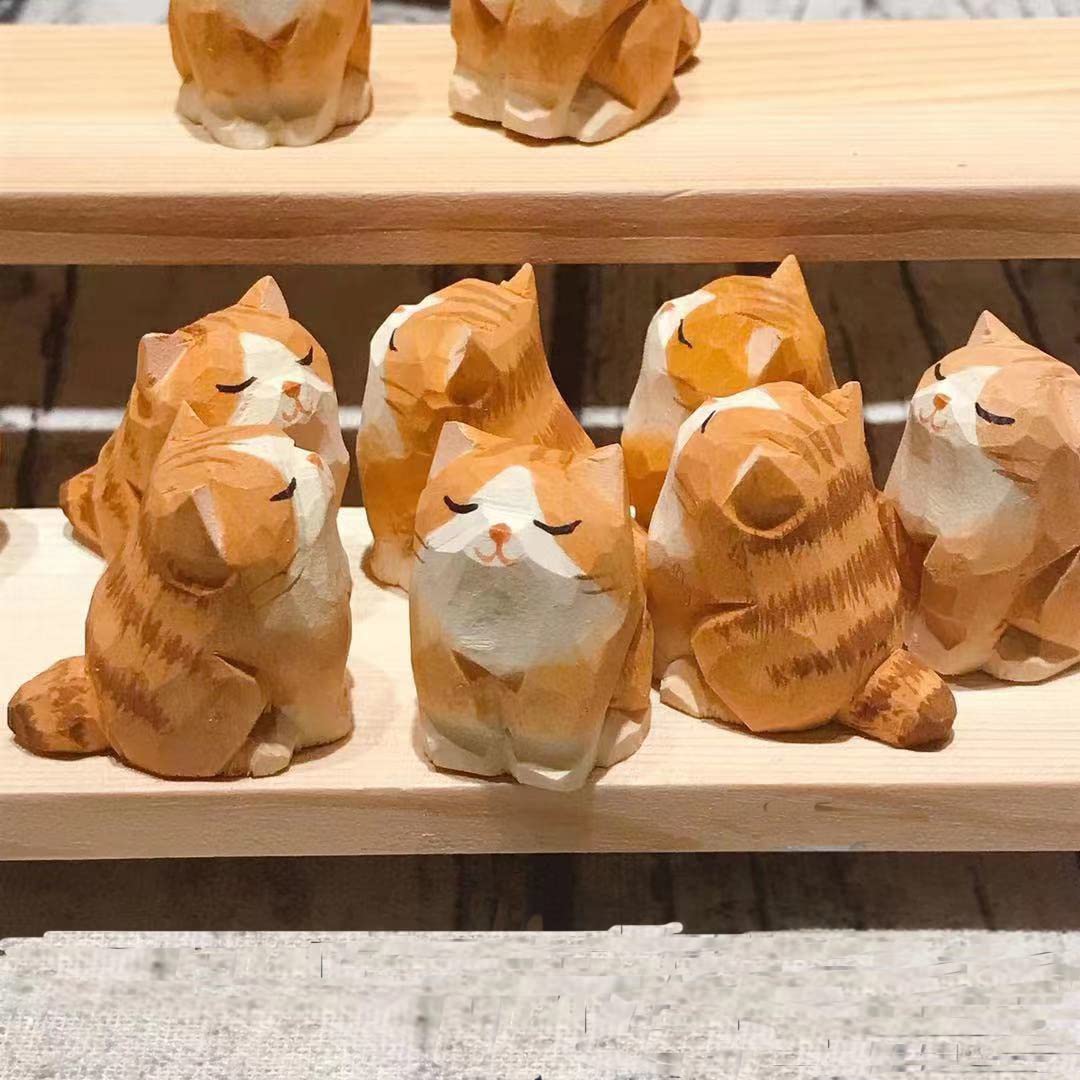 ALHBEJT Wooden Cat Figurines Sculpture Statue Lovely Small Carved Orange Cat Statue Handmade Wood Kitten Art Carving Work for Home Office Decoration (Little Orange Cat)
