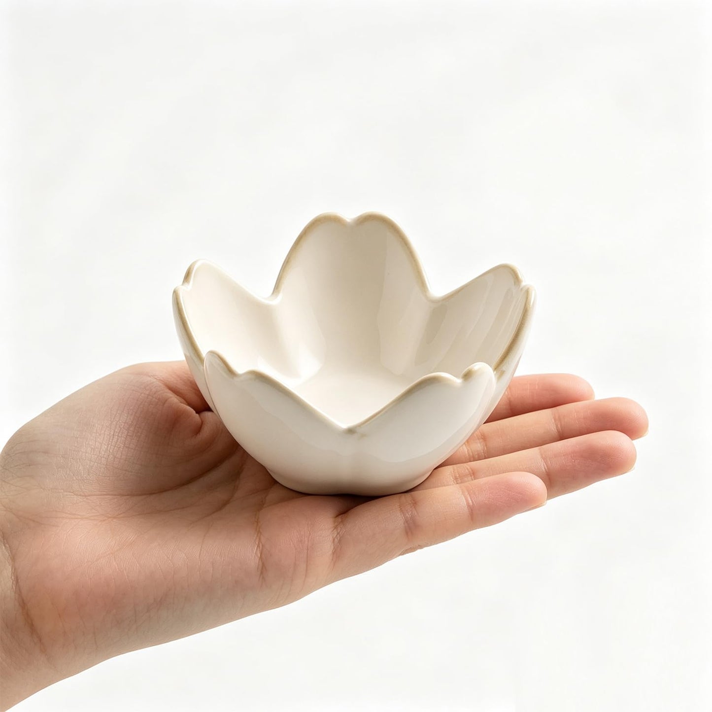 Flower Ring Holder Dish, Ceramic Jewelry Tray Dish, Small Trinket Dish, Jewelry Plate Bowl, Cute Jewlery Ring Holder Dish, Aesthetic Room Decor, Christmas Birthday Gifts for Women, 1 pack (white)