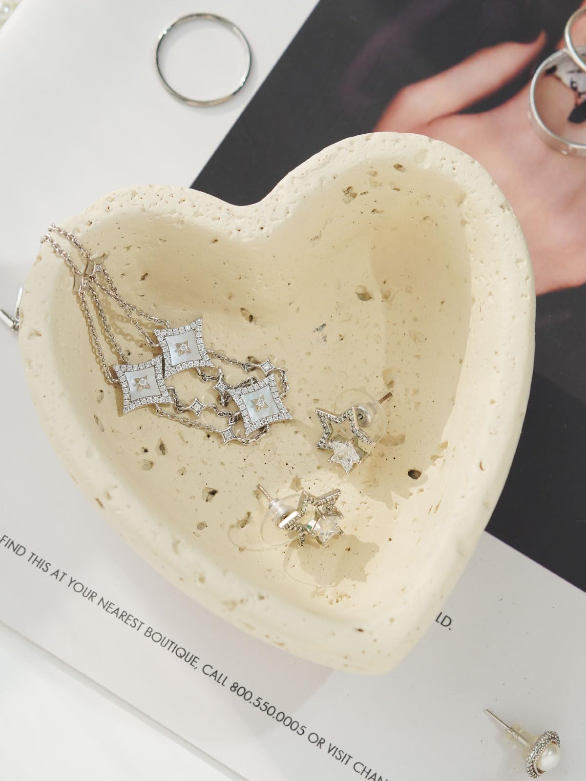 DINLiAN S Concrete Ring Holder Dish,Jewelry Dish Tray,Decorative Trinket Dish Vanity Tray,Cute Heart Jewelry Organizer for Woman Room Table Decor (beige heart)