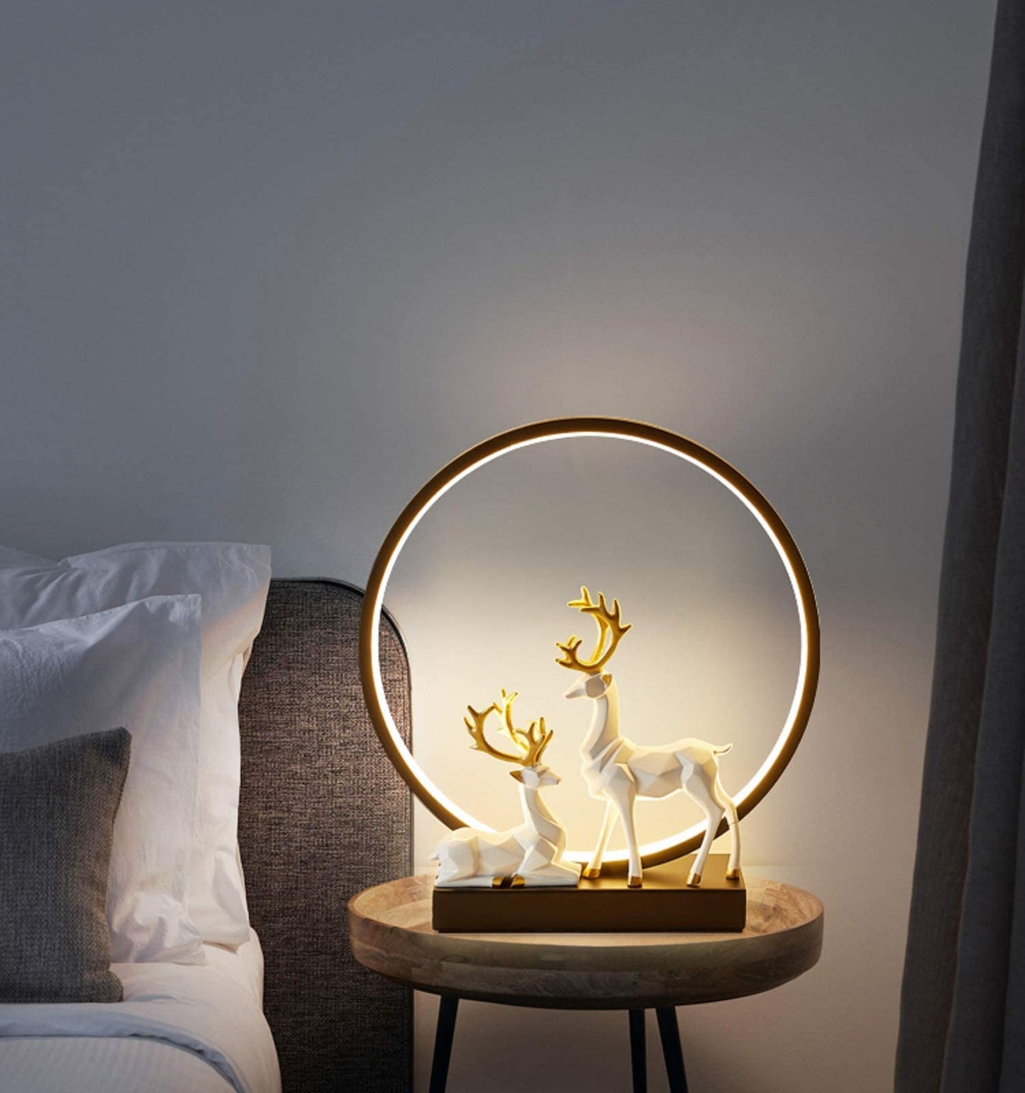 BrichLife 2pcs 3D Geometric Elk Resin Statue, Seated and Standing Elegant Lucky Deer, Luxurious Simple Style Ideas, Suitable for Living Room, Wine Cabinet, Display Stand, Bedroom, Office Desktop