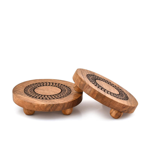 NIRMAN Pedestals Acacia Wood Round Set of 2 with Black Leaf Design Plant Stand, Farmhouse Countertop Organizer, Multi-Purpose Display (6" x 6" x 1.5")