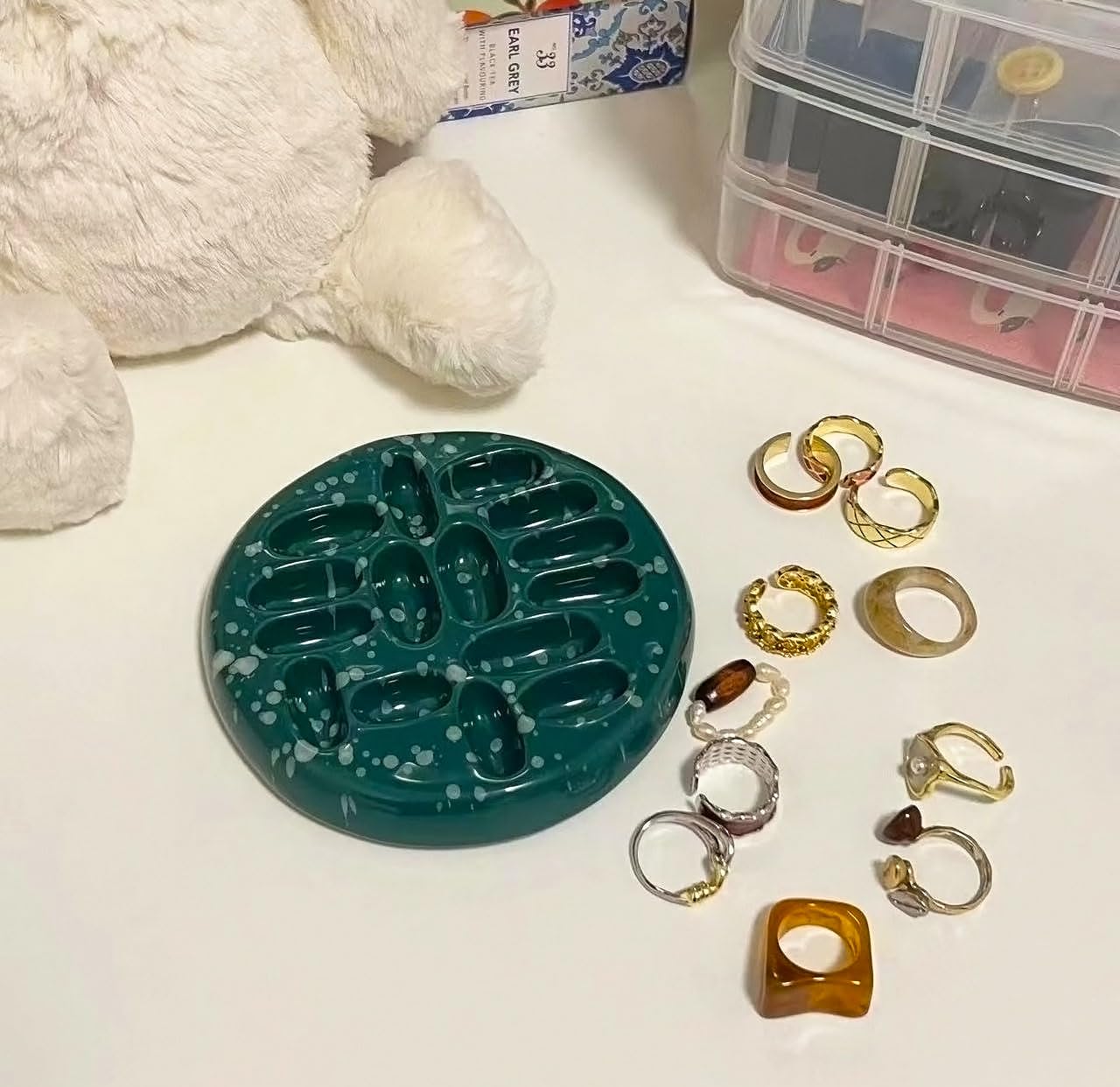 gugululu Ceramic Ring Tray, Handmade Green Ring Dish Rings Holder Ins Blogger Same Rings Organizer Plate 15 Slots Decorative Jewelry Tray for Birthday Mother's Day Gift (dark green)