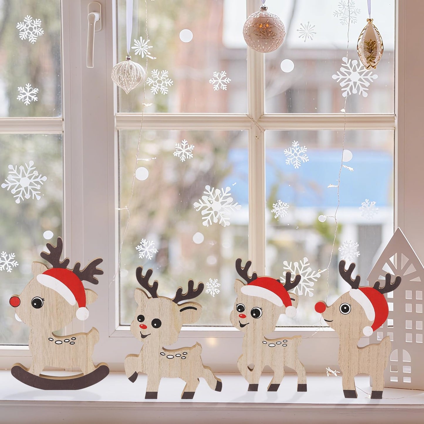 LOMIMOS 5 PCS Cute Christmas Tiered Tray Decor Indoor,Tabletop Reindeer Christmas Decoration Wood Sign Centerpiece Rustic Tabletop Decor for Xmas Winter Holiday Home Mantel Office Display
