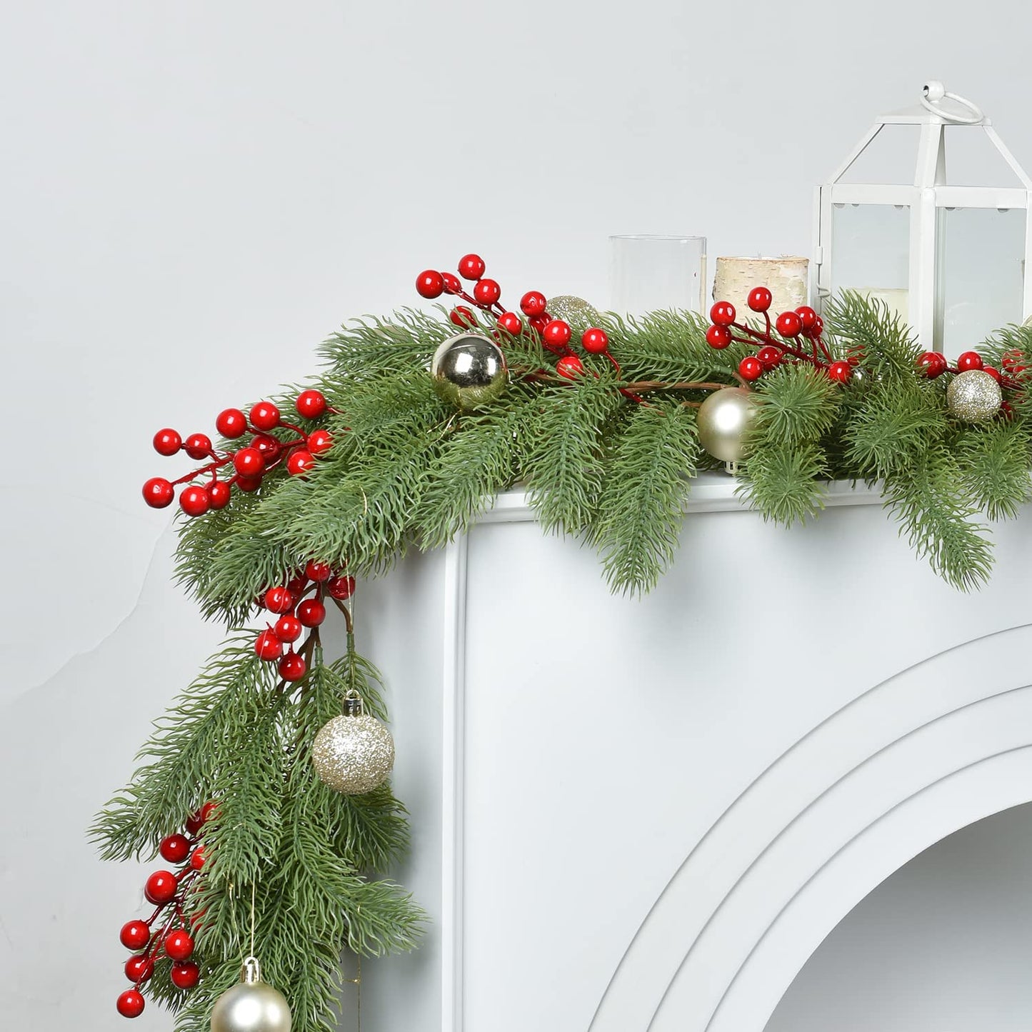 Fomlily Pine Garland Christmas Decoration, 6ft Christmas Greenery Garland Artificial Spruce Pine Needles for Holiday Mantel Fireplace Table Centerpiece Decor