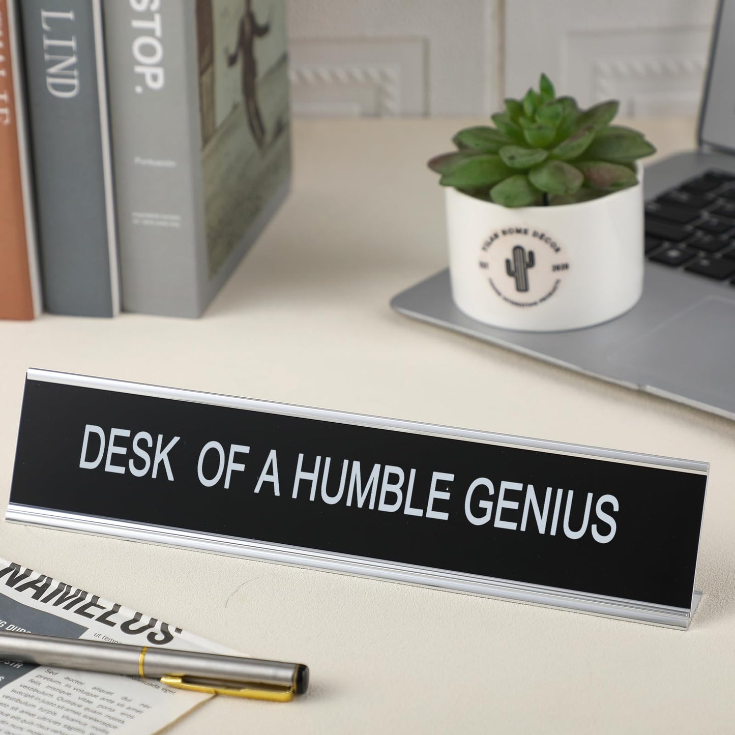 Menkxi Funny Desk Signs for Office, Novelty Nameplate Office Decor Black Desk Plaque for Women Men Coworker Gift Home Supply Accessories, 10 x 2 Inch(Desk of A Humble Genius)