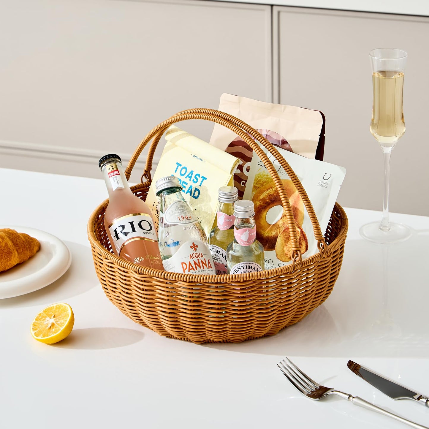 Berdeng Fruit Bowl for Kitchen Counter, Large Fruit Basket with Handle, Suitable for Storing Fruits, Vegetables, Bread, Candys and Snacks