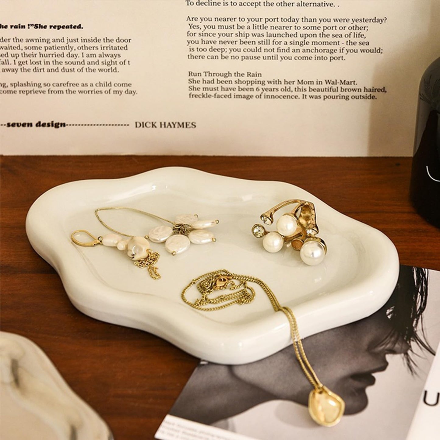 BROSEBEAQ Ceramic Jewelry Tray, Cute Cloud Tray, White Trinket Dish, Ring Holder for Vanity Bathroom Nightstand Decor, Small Ring Dish Birthday Gifts for Women, Jewlery Plate Bowl for Keys, Candles