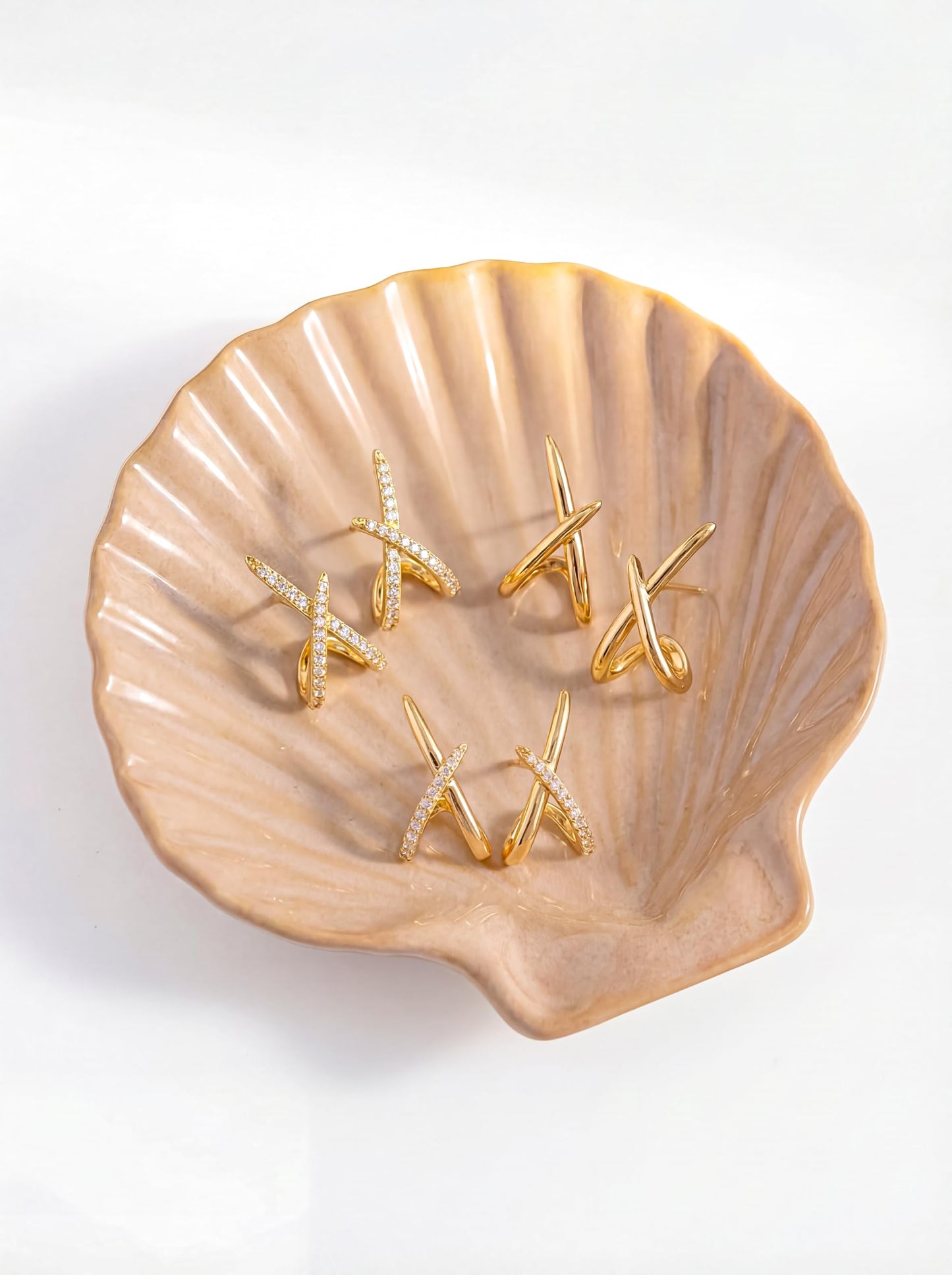 MUMREUES Jewelry Tray Trinket Dish Ceramic Shell Jewelry Holder Decorative Plate Bowl Organizing Rings Earrings Necklaces Keys Cute Small Tray Gifts for Mom