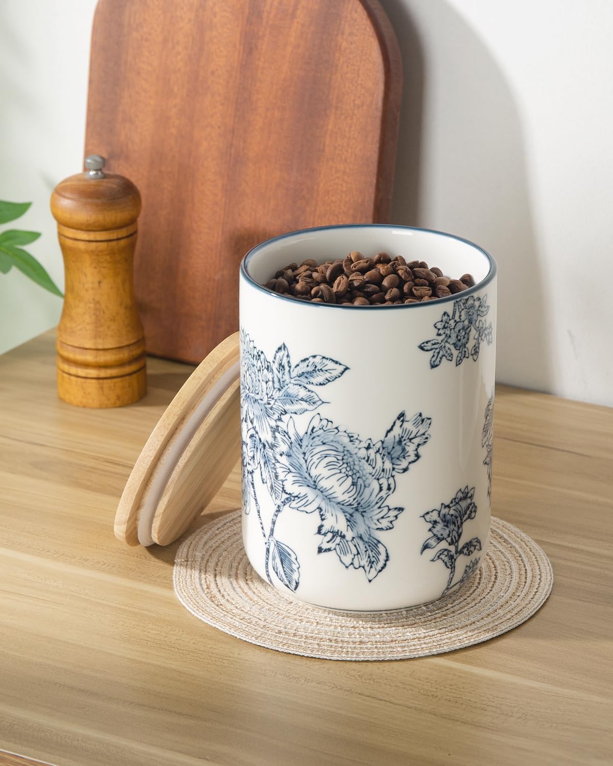 Magclay Ceramic Food Storage Container with Lid, 40 Oz Large Coffee Container, Sugar Canister, Blue and White Patterns, Flowers and Branches