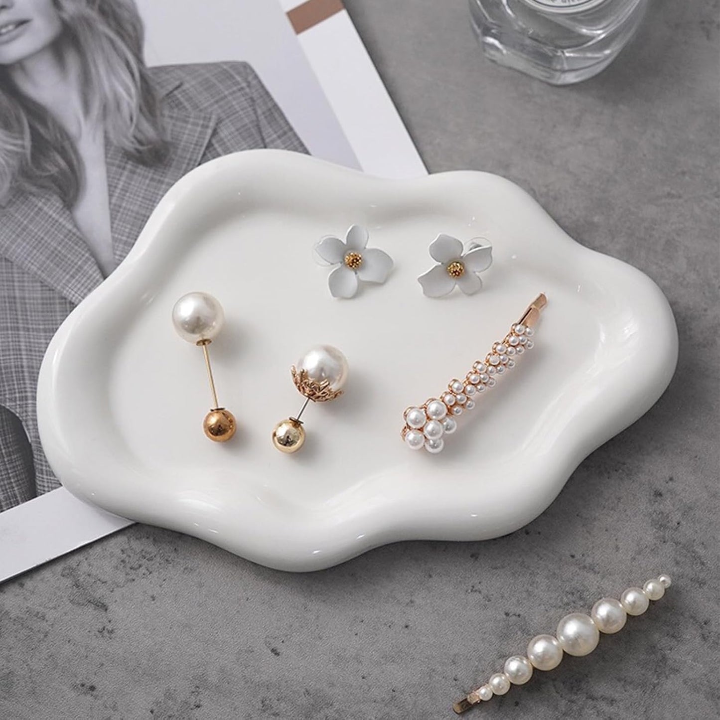 BESSKON Small Jewelry Dish for Women, Gifts for Mom, Ceramic Jewlery Tray Ring Holder, Vanity Ring Dish Cute Cloud Tray, Nightstand Decor Trinket Bowl for Earrings, Perfume, Keys, White Jewelry Plate