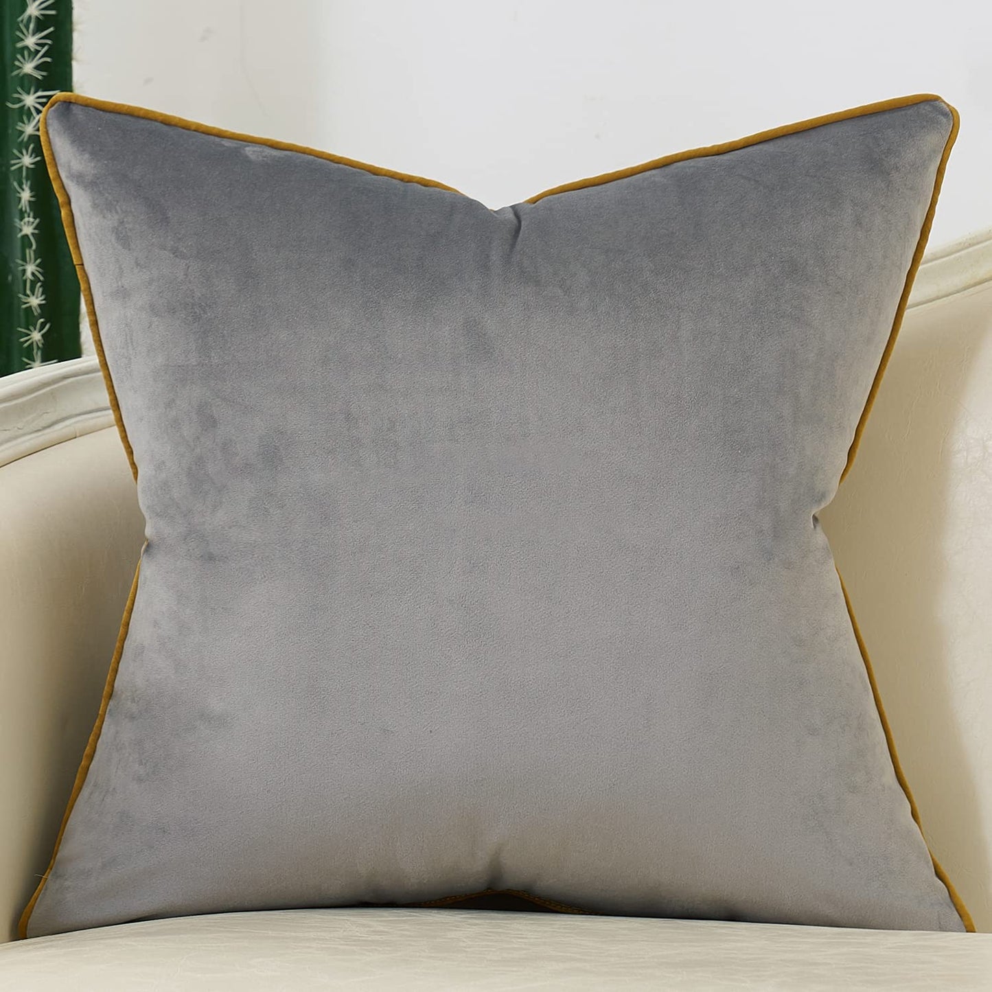 Avigers 18 x 18 Inch Grey Gold Striped Geometric Lines Embroidery Velvet Cushion Case Luxury Modern Throw Pillow Cover Decorative Pillow for Couch Living Room Bedroom Car 45 x 45cm
