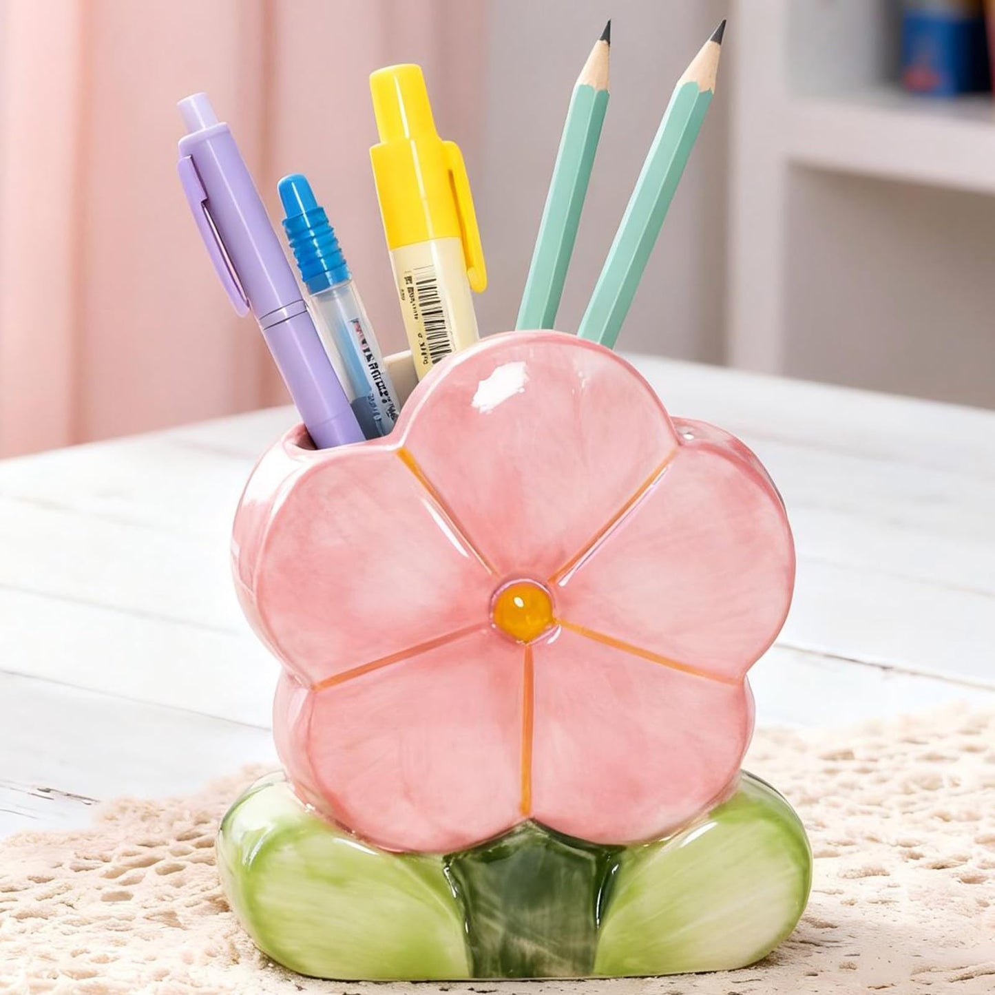 Busnos Pink Makeup Brush Holder Pen Holder for Office Desk Accessories Aesthetic Pencil Holder Cute Flower Home Decor Birthday Gifts for Women Vanity Toothbrush Holder Kawaii Kitchen Utensil Holder