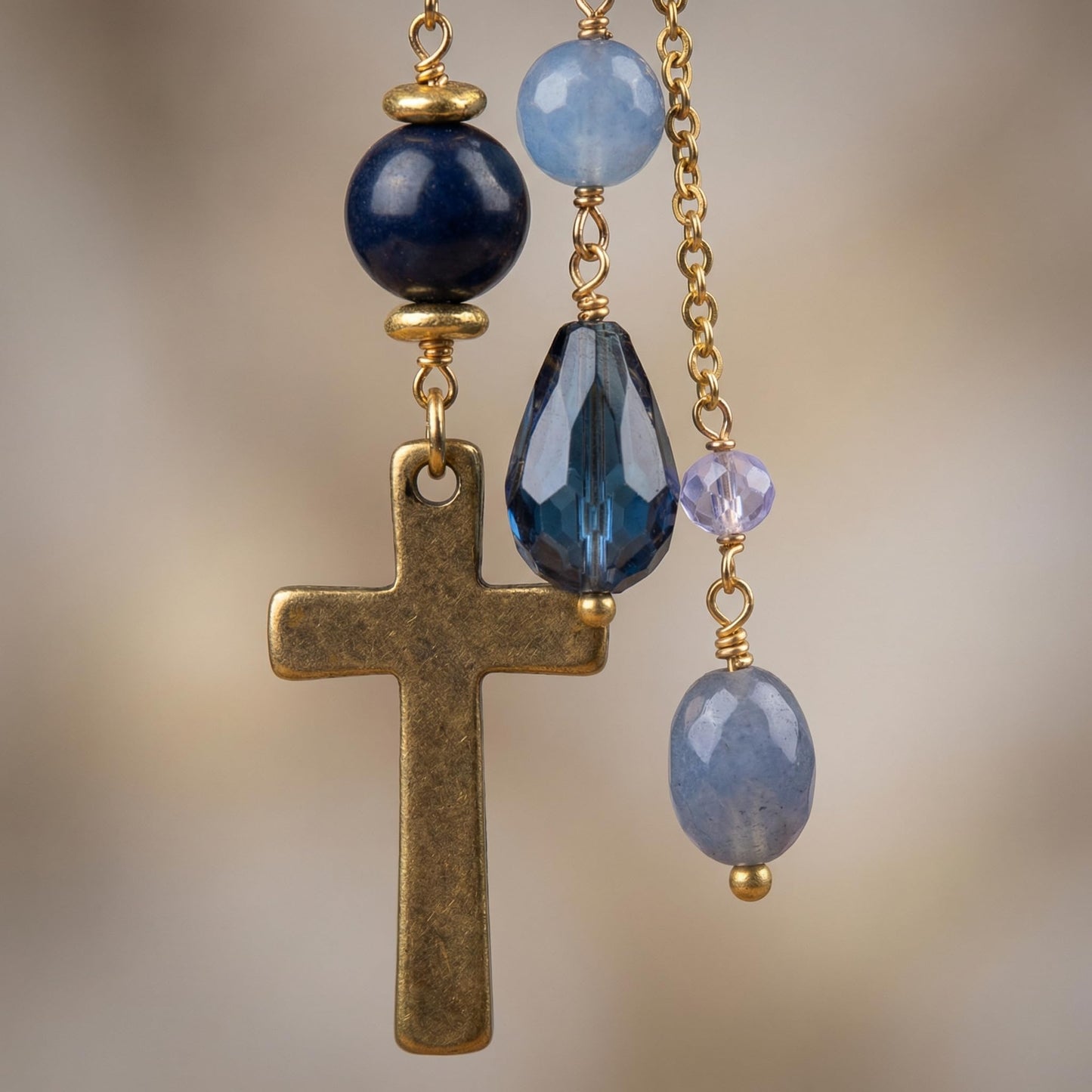 Blue Crystal Symbolic Pendant, Single Piece Ornament, Decorative Jewelry Accessory, Meaningful Symbol Gifts, Fashion Charm, Elegant Necklace Charm