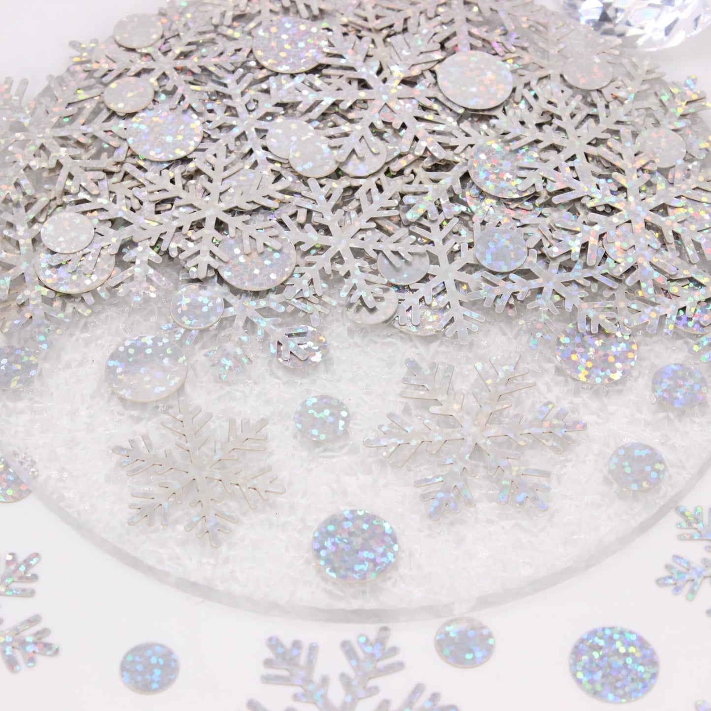 Blopee Snowflake Confetti, 300 PCS Snow Christmas Confetti for Winter Wonderland Party Decorations, Iridescent Snowflake Christmas Decorations