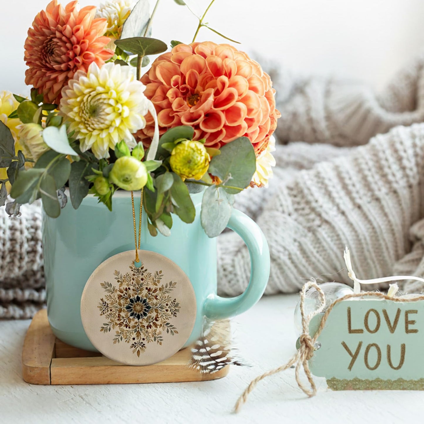 Ebroniah Winter Snowflake Snow Floral Christmas Ceramic Ornaments, Rustic Farmhouse Leaf Hanging Round Holiday Ornament Decor, Botanical Boho Beige Gifts Keepsake for Women Car Window Decorations 3in