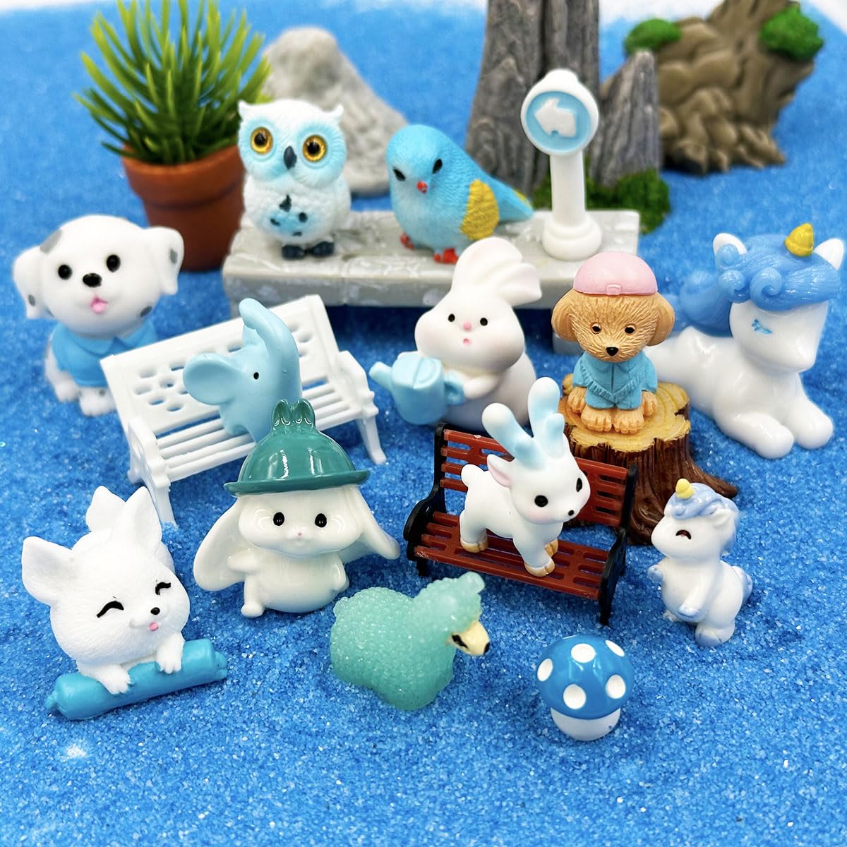 Suartus Christmas Miniature Figurines - 46 Winter Mini Resin Animal Figurines Tiny Christmas Figures Model Statue Ornaments for Xmas Fairy Garden Moss Landscape Potted Plant Snow Globes Home Decor