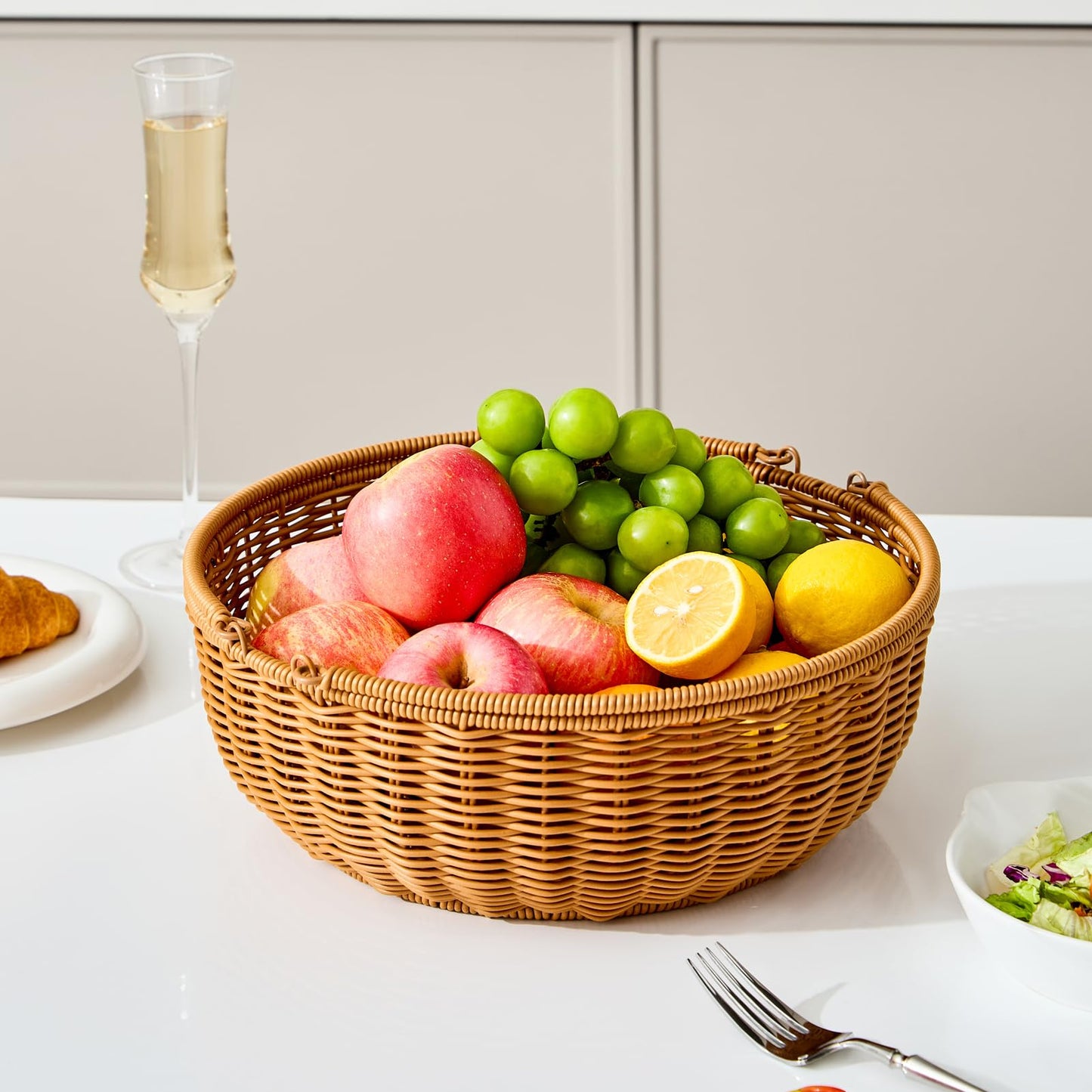 Berdeng Fruit Bowl for Kitchen Counter, Large Fruit Basket with Handle, Suitable for Storing Fruits, Vegetables, Bread, Candys and Snacks