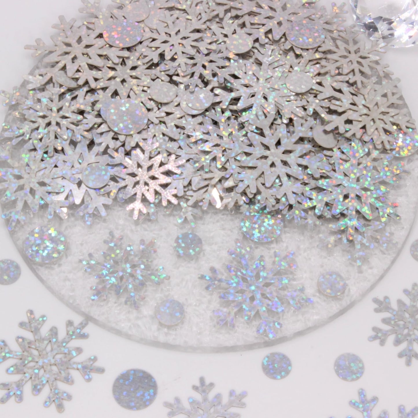 Blopee Snowflake Confetti, 300 PCS Christmas Confetti for Winter Wonderland Party Decorations, holographic Snow Table Scatter for Winter Wonderland Baby Shower Decorations