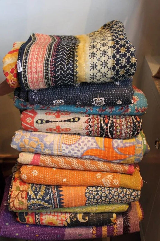 Krati Exports Vintage Kantha Quilts Handmade Old Saree Made gudari Boho Bedding Throw Blanket Bedspread Rally