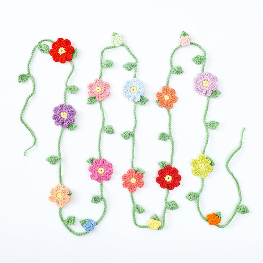 Handmade Crochet Flower Garland, Knitting Wool Spring Bunting Floral Ornaments, Colorful Flower Hanging Garland for Boho 1st Birthday Party Supplies, Nursery, Bedroom, Fireplace, Home Wall Décor