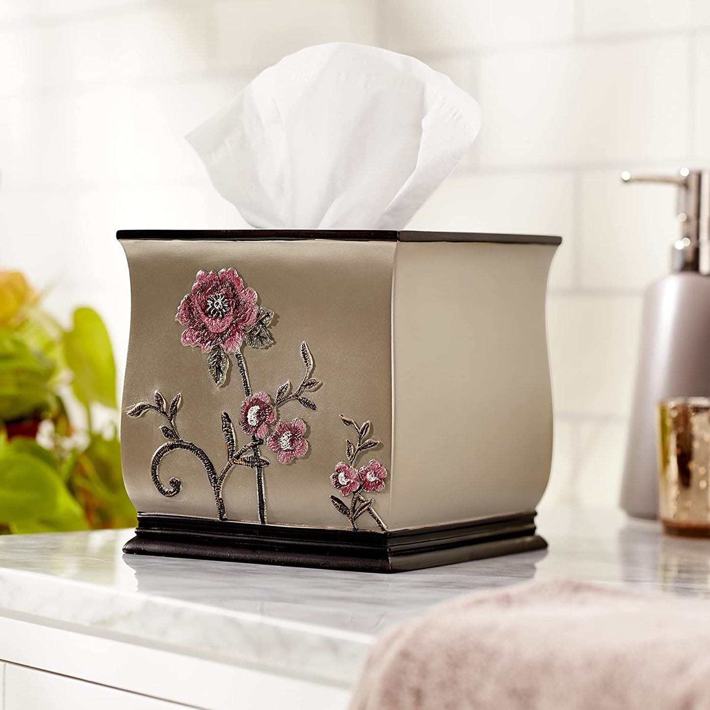 Resin Tissue Box Cover for Modern Home Decor - Minimalist Square Tissue Box Holder for Guest Room, Bedroom, Bathroom, Tabletop & Office - Durable and Aesthetic Tissue Holder, Larrisa