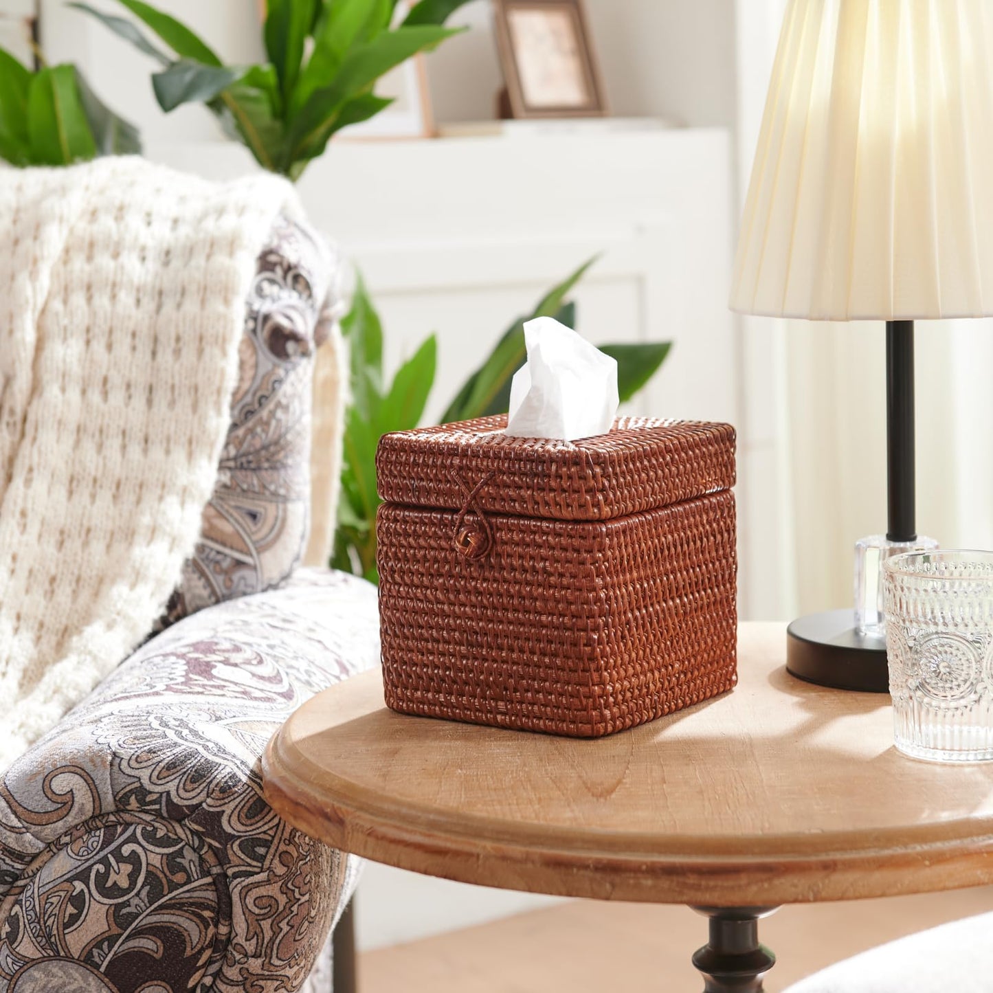 Rattan Square Tissue Box Cover, 5.7" x 5.7" x 5", Decorative Woven Facial Tissue Holder with Hinged Top Lid, Brown