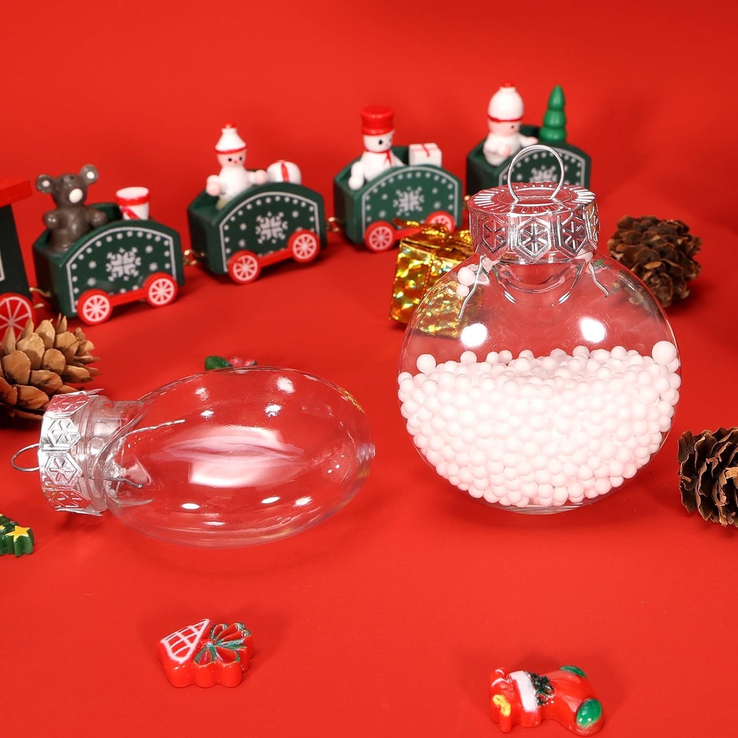 Auihiay 40 PCS Clear Christmas Balls, Fillable Christmas Ornaments, Flat Clear Plastic Ornaments for Christmas Tree Decorations, DIY Craft Projects and Home Wedding Decor (2.36inch/60mm)