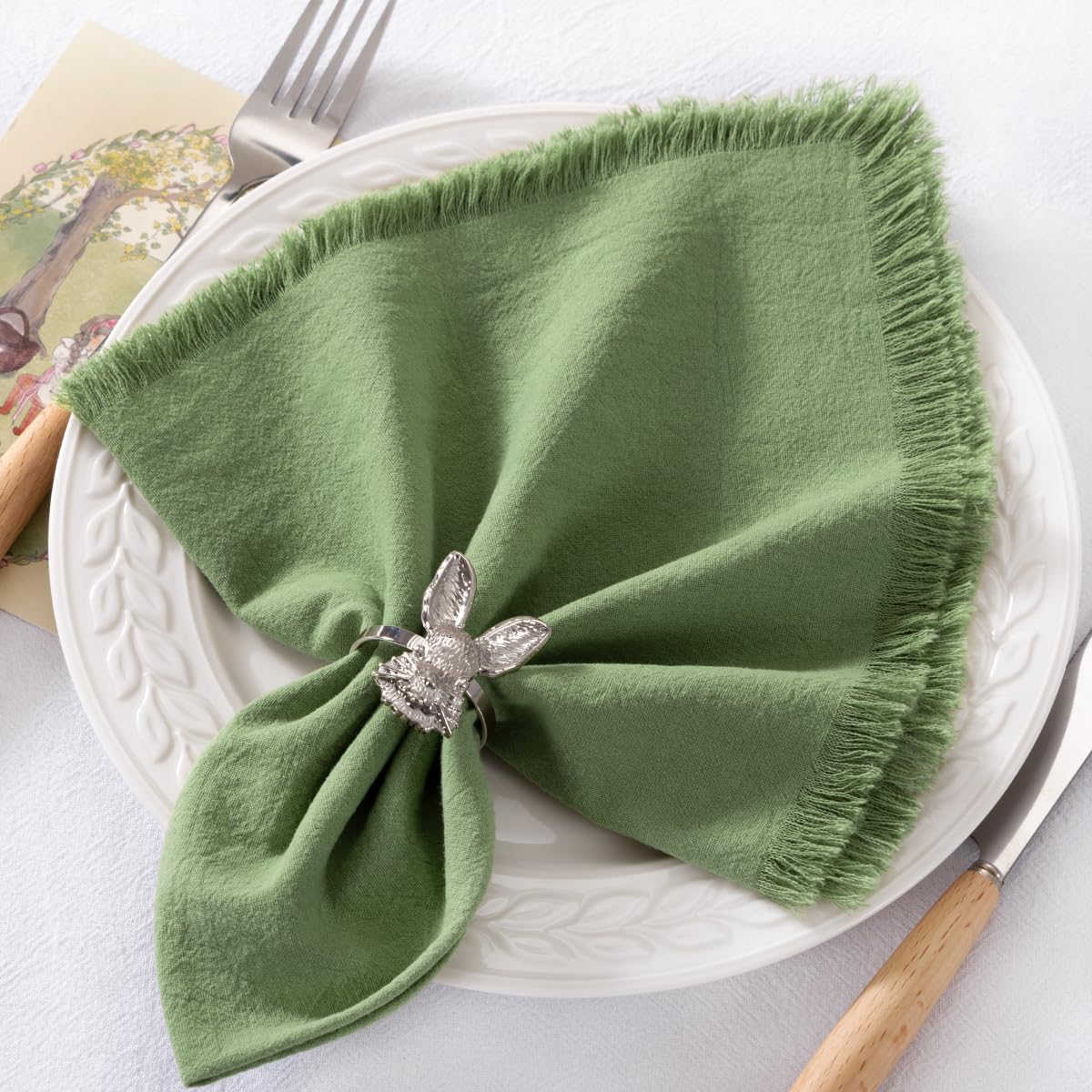 DeZerlor 6 Pack Sage Green Cotton Linen Napkins with Fringe Spring Cloth Napkins Set of 6 Boho Handmade Dinner Napkins Bulk for Wedding Bridal Baby Shower Parties, 17 x 17 Inches