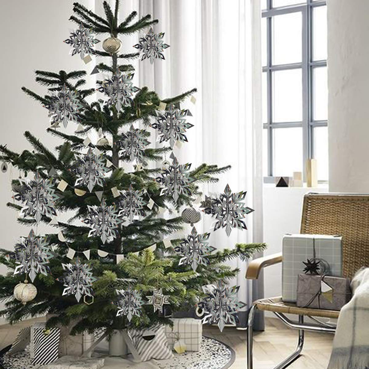 Crafare Christmas 3D Hanging Snowflakes Ornaments 3 Size 18PCS White Silver Snowflakes Hanging Garland for Winter Wonderland Holiday New Year Party Home Decoration
