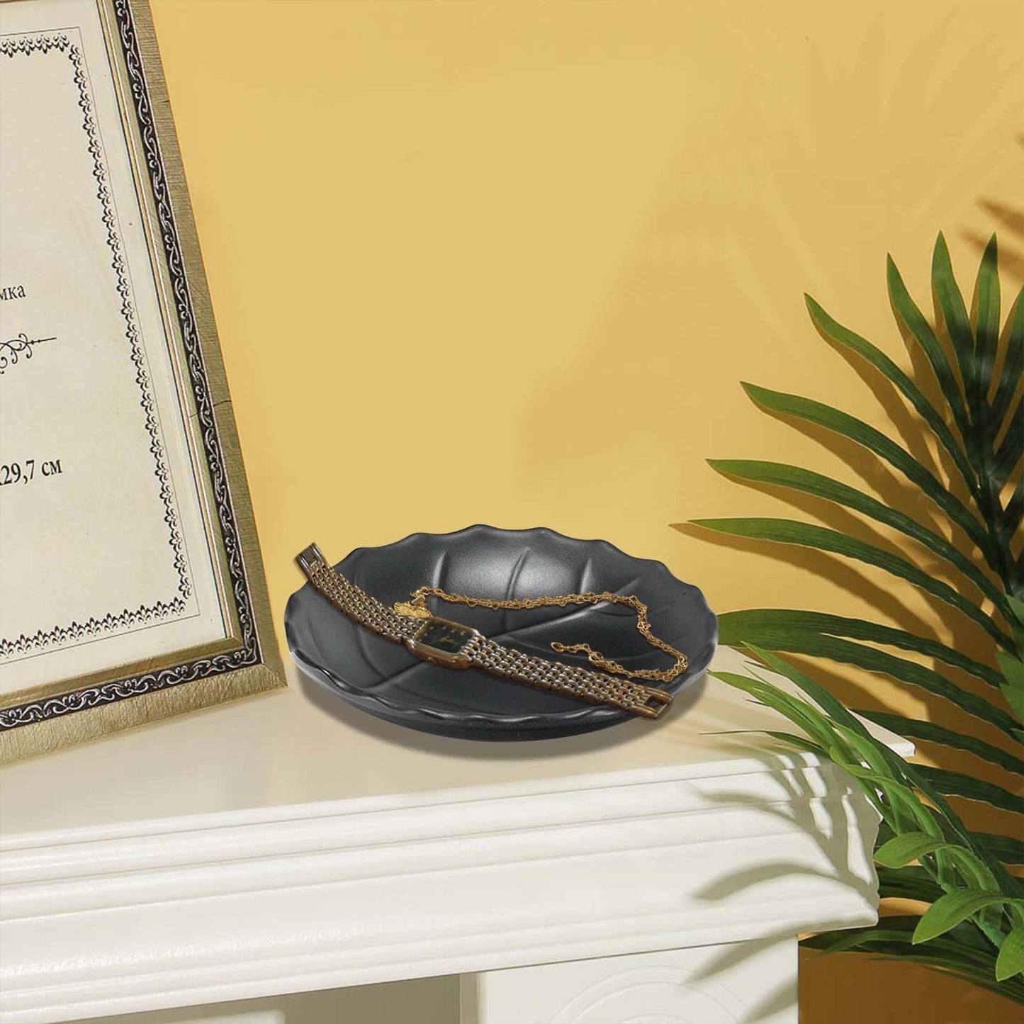 Binoster Jewelry Tray, Black Leaf Style, Jewelry Storage, Key Dish, Dresser Decor, 21.5cm(8.4in) x11.5cm(4.5in)x 4cm(1.6in)