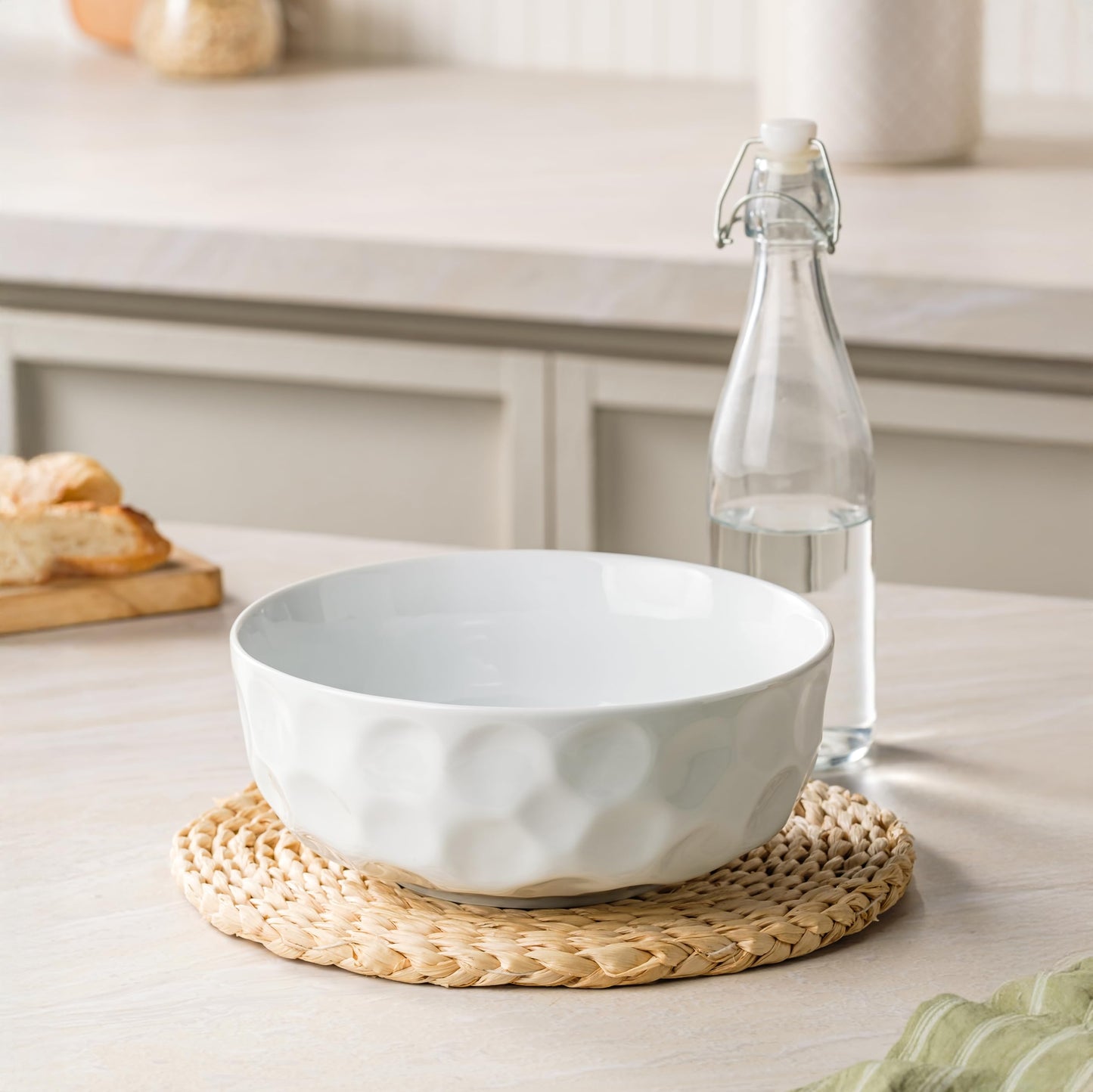 Familywood 80 Oz Large Serving Bowls, Set of 2, Pure White Ceramic Serving Dishes, Large Salad Bowl, 9" Fruit Bowl for Entertanining, Kitchen Counter, Party, Porcelain