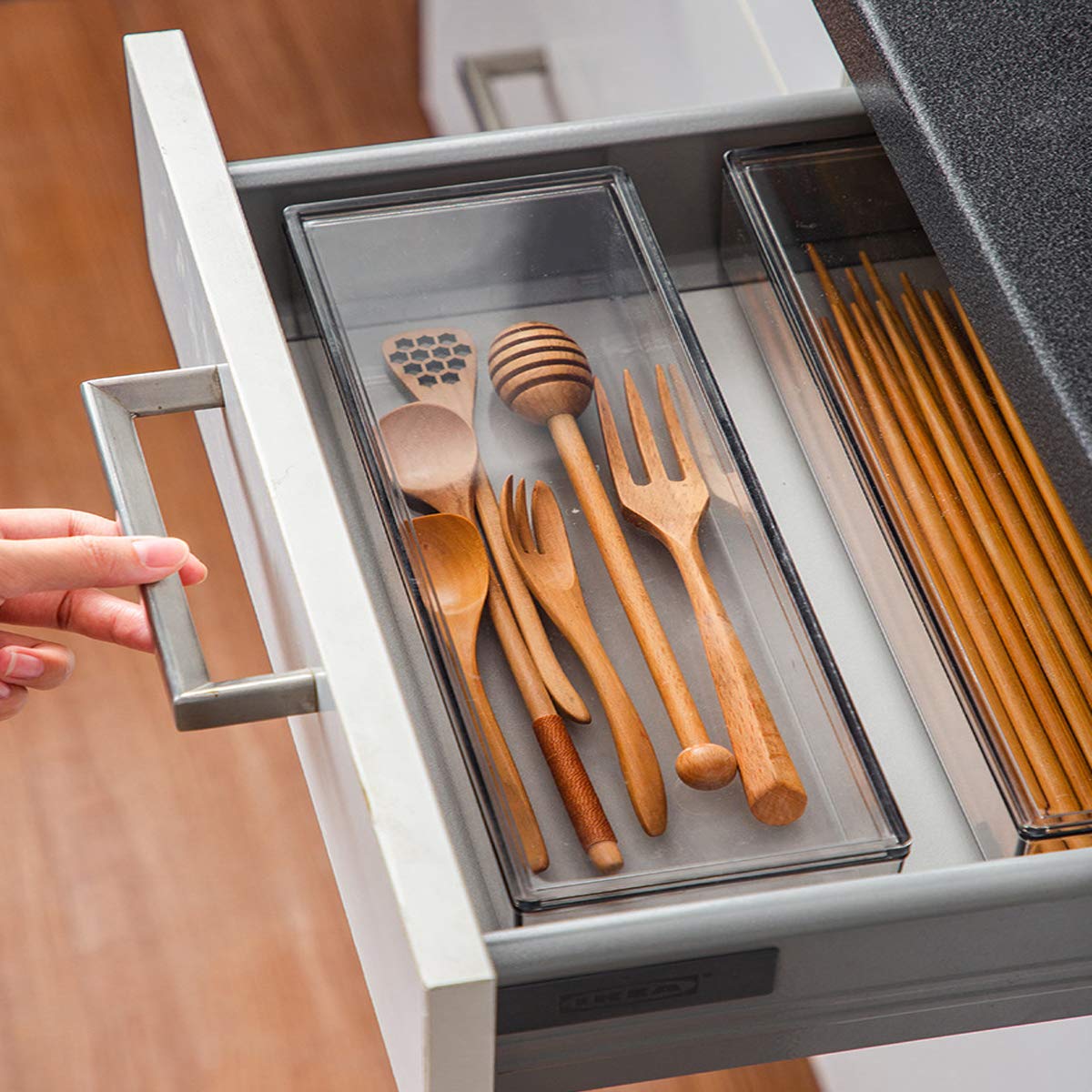 AIYoo Transparent Flatware Tray Kitchen Drawer Organizer With Lid - Plastic Kitchen Cutlery Tray and Utensil Silverware Storage Container with Cover - Dinnerware Holder for Spoons Forks Knives