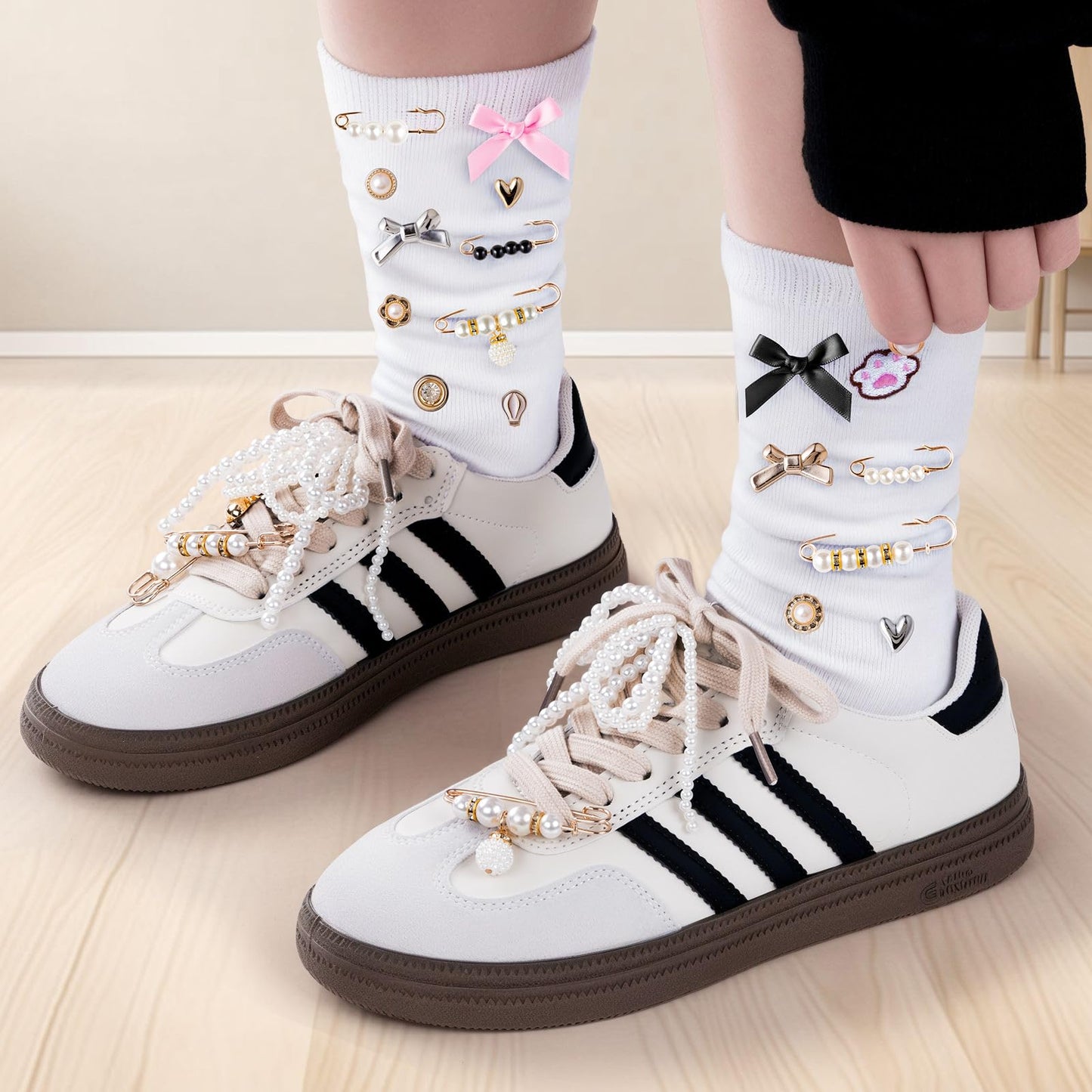 RQAYE 50pcs Shoe Charms for Sneakers & Accessories - DIY Shoe Lace Pearl Rhinestone Brooches and Pins for Women,Junk Socks Charms Kit and Satin Cute Shoelace Accessories