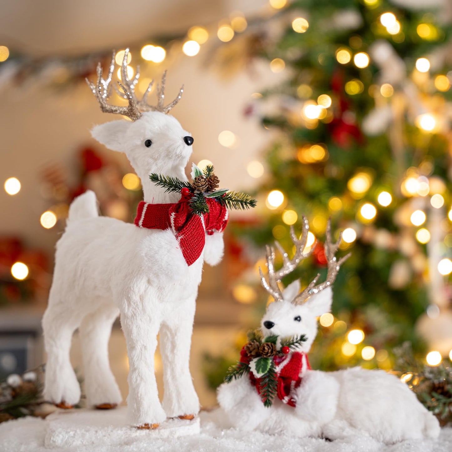 FTEJUWJ 2PCS Christmas Sisal Reindeer Decoration White Sisal Deer Silver Glitter Accented Reindeer Woodland Animals Figurines for Holiday Winter Centerpiece Christmas Tabletop Fireplace Decor (Gold)
