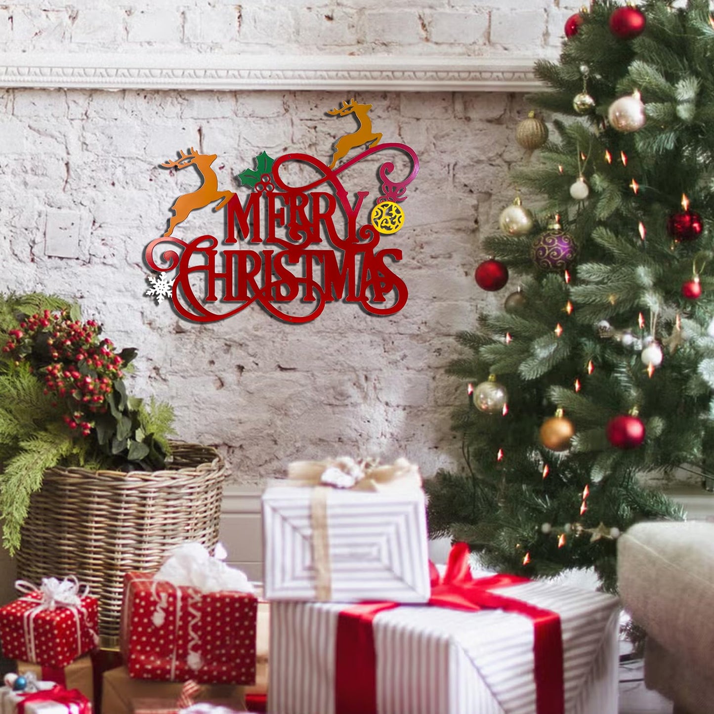 Metal Merry Christmas Wall Decor Christmas Sign Letter Decorative Hanging Plaque Suitable For Indoor Outdoor Room Yard Holiday Decoration