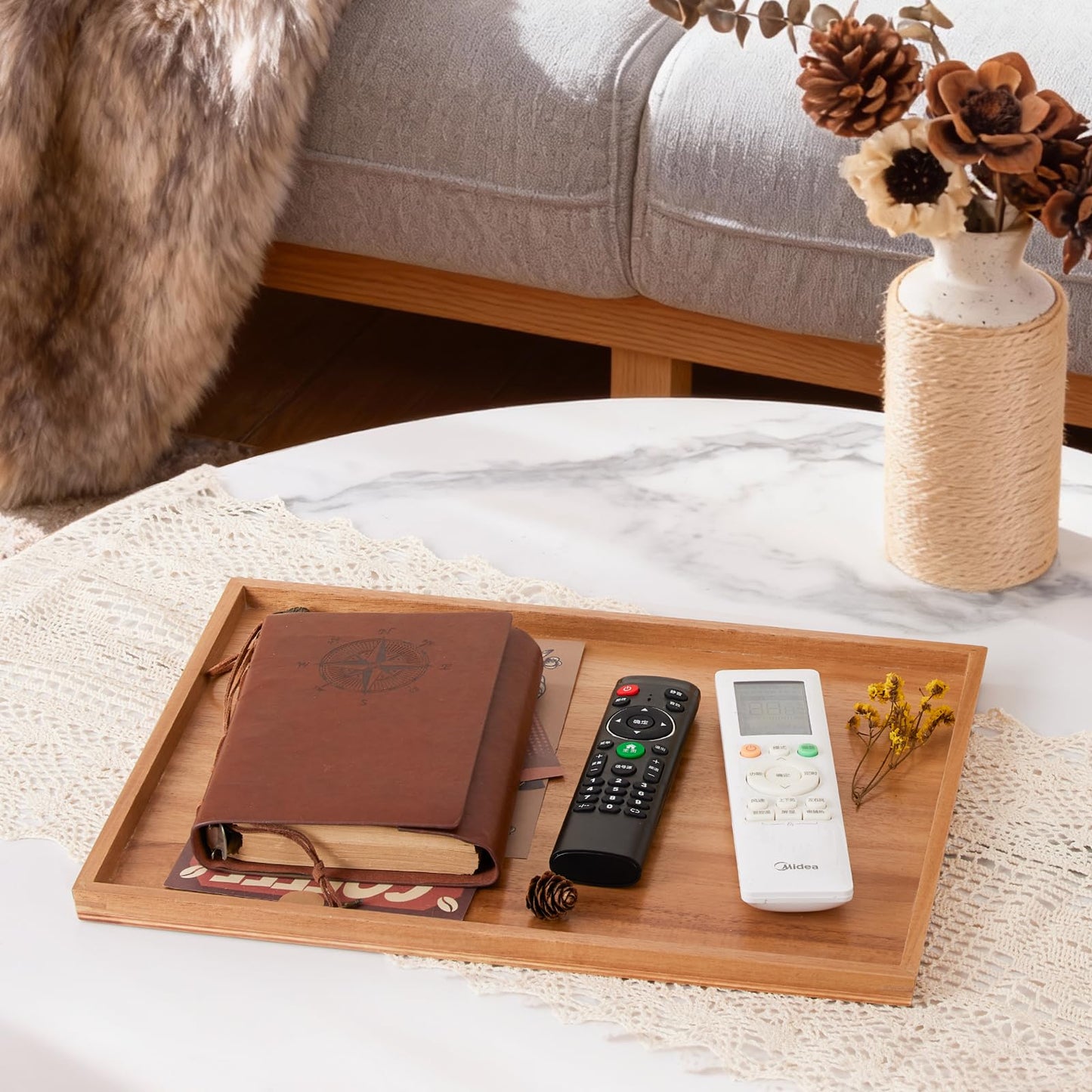 SimpleArt Acacia Wood Serving Tray: Rectangular Wooden Tray for Coffee Table,Large Serving Trays Platter for Breakfast in Bed, Dinner,Tray for Living Room Bedroom Entryway and Kitchen
