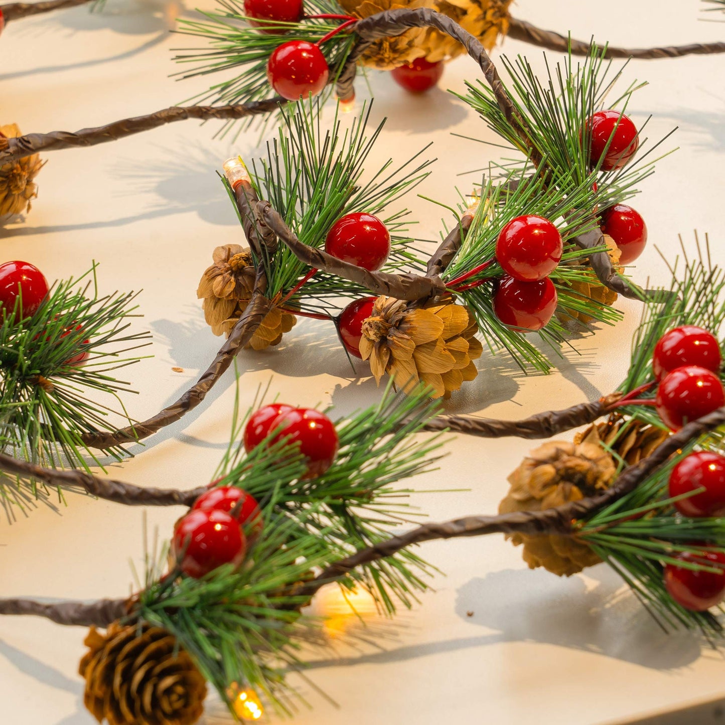FUNPENY Christmas PineCones String Lights, 6.56Ft 20 LED Pine Needles Red Berries Fall Light Garland, Indoor Outdoor Decor for Thanksgiving Christmas Autumn Themed Party Decorations