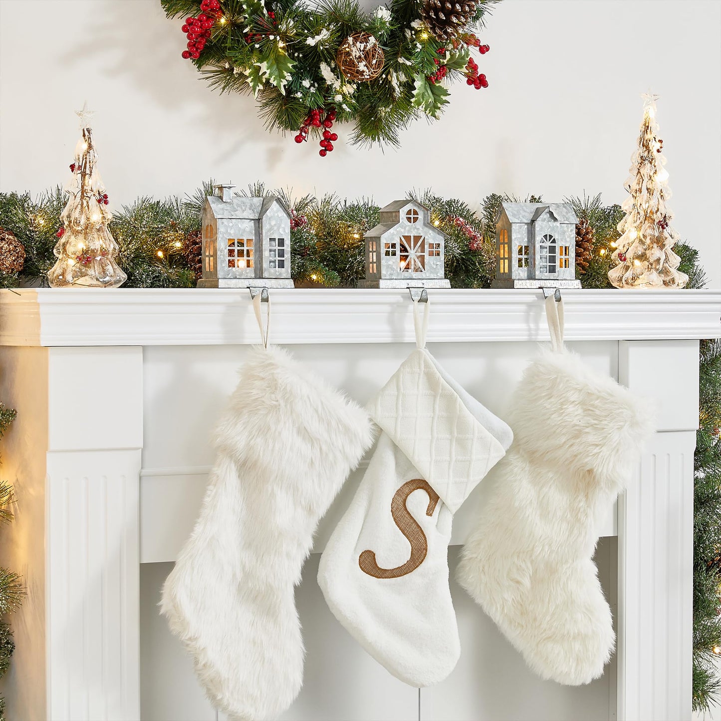 Glitzhome Galvanized Christmas Stocking Holder, Set of 3 Rustic Mantel Hooks for Fireplace, Heavy Duty Metal Sock Hangers with Country Farmhouse Design, Party Decorations for Holiday Home