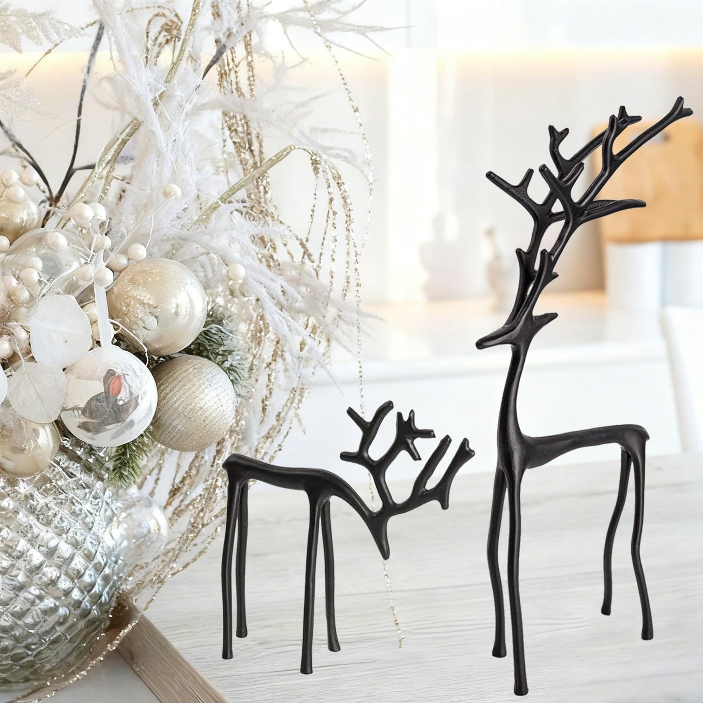 JumkontSet of 2 Modern Reindeer Statues - Black Metal Reindeer Statues - Style Modern Reindeers Tabletop Decoration - Ornaments for Mantel Fireplace Living Room Bedroom Home Decor