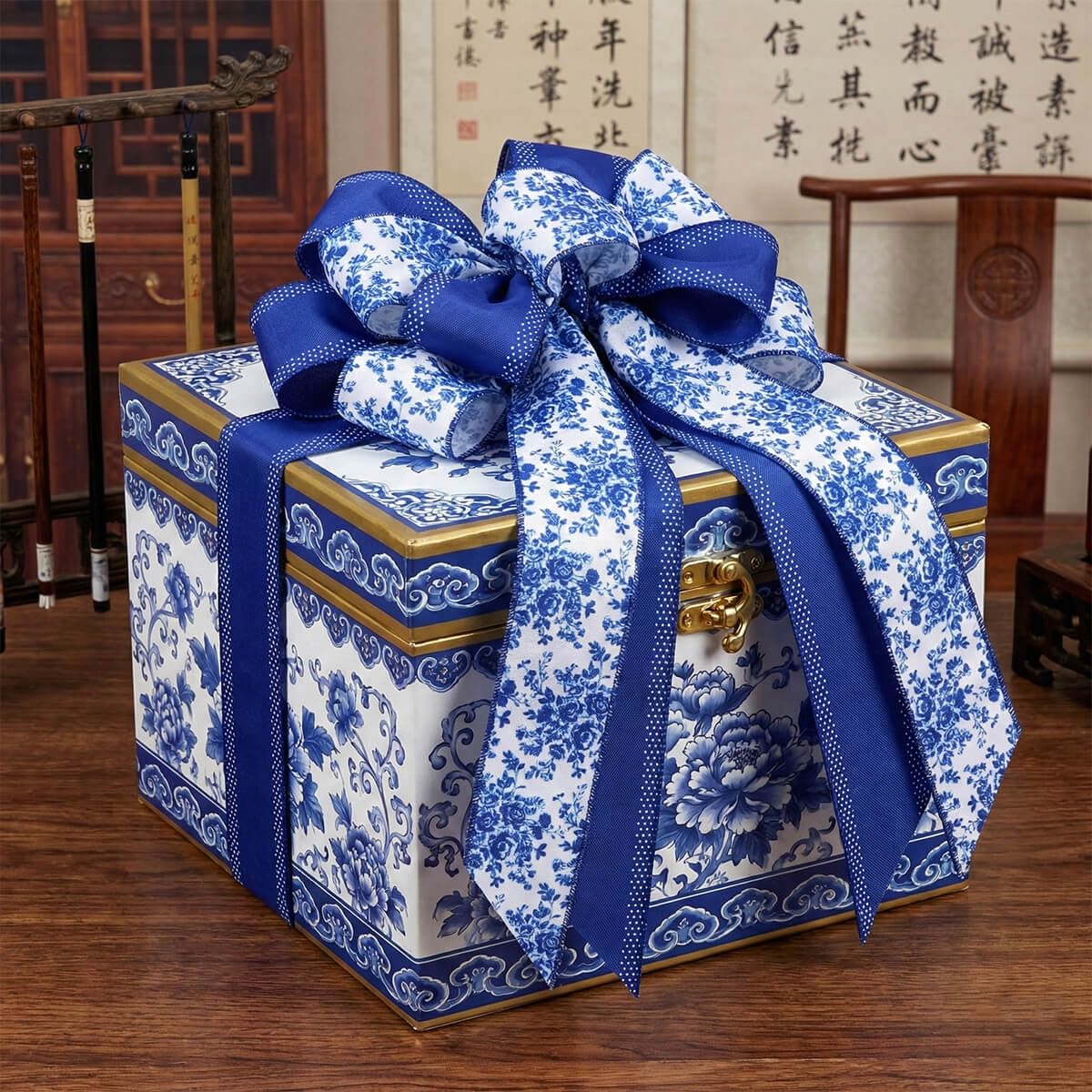 Kutyndrix Blue Chinoiserie Wreath Bow, 21 Inch Large Spring Floral Wired Ribbon for Front Door, Grandmillennial Wedding Lantern Decor